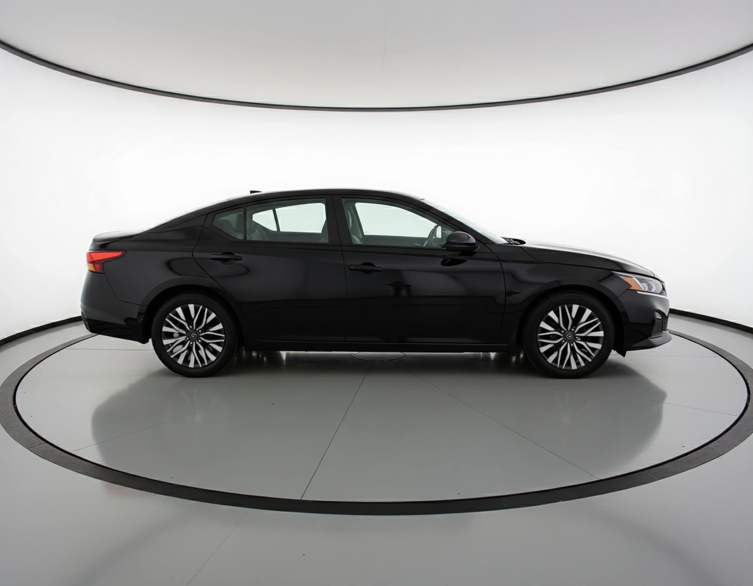 Thumbnail: 2025 Nissan Altima - 8