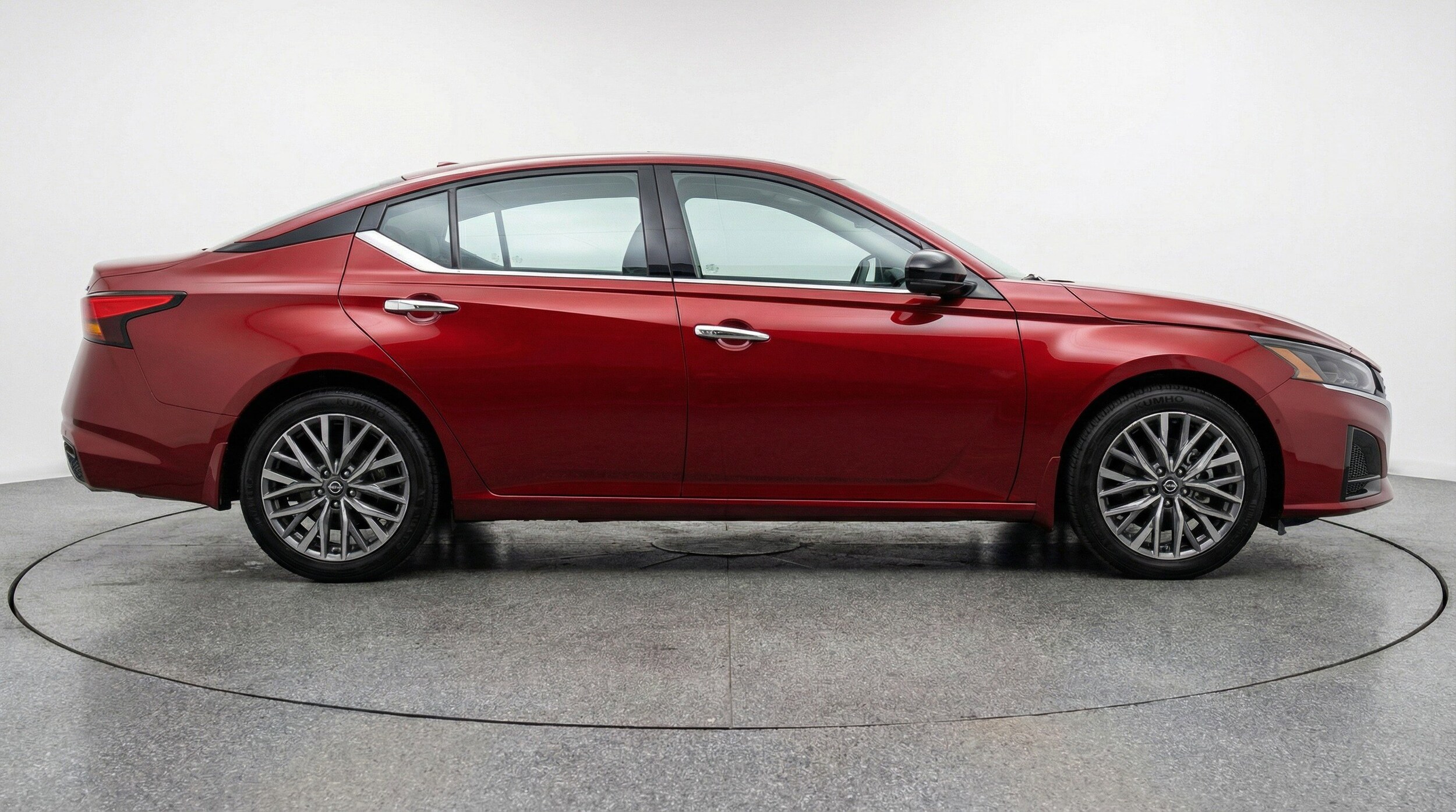 Thumbnail: 2025 Nissan Altima - 11