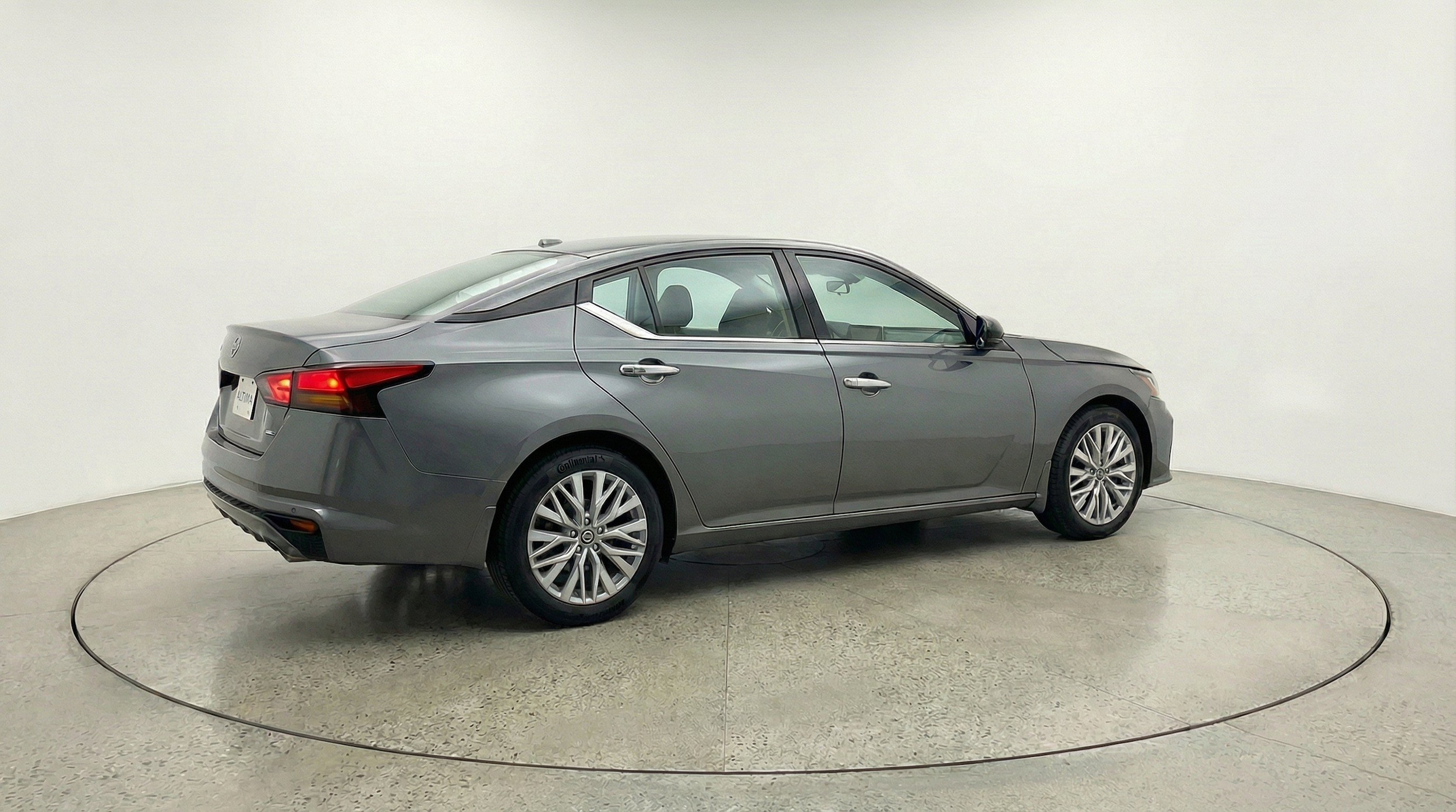 Thumbnail: 2025 Nissan Altima - 9