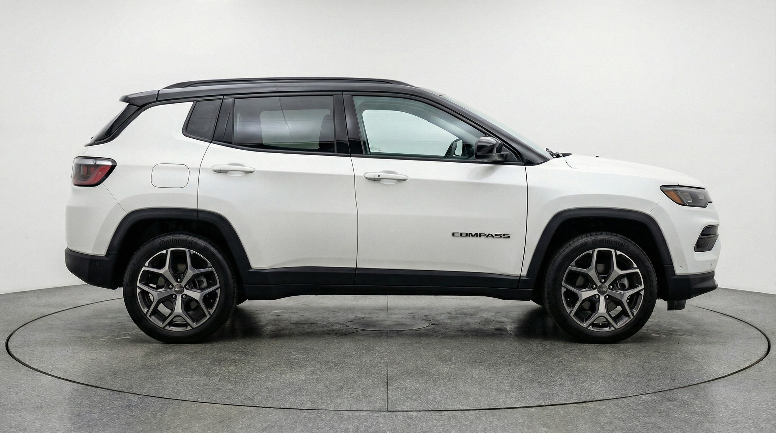 Thumbnail: 2025 Jeep Compass - 8