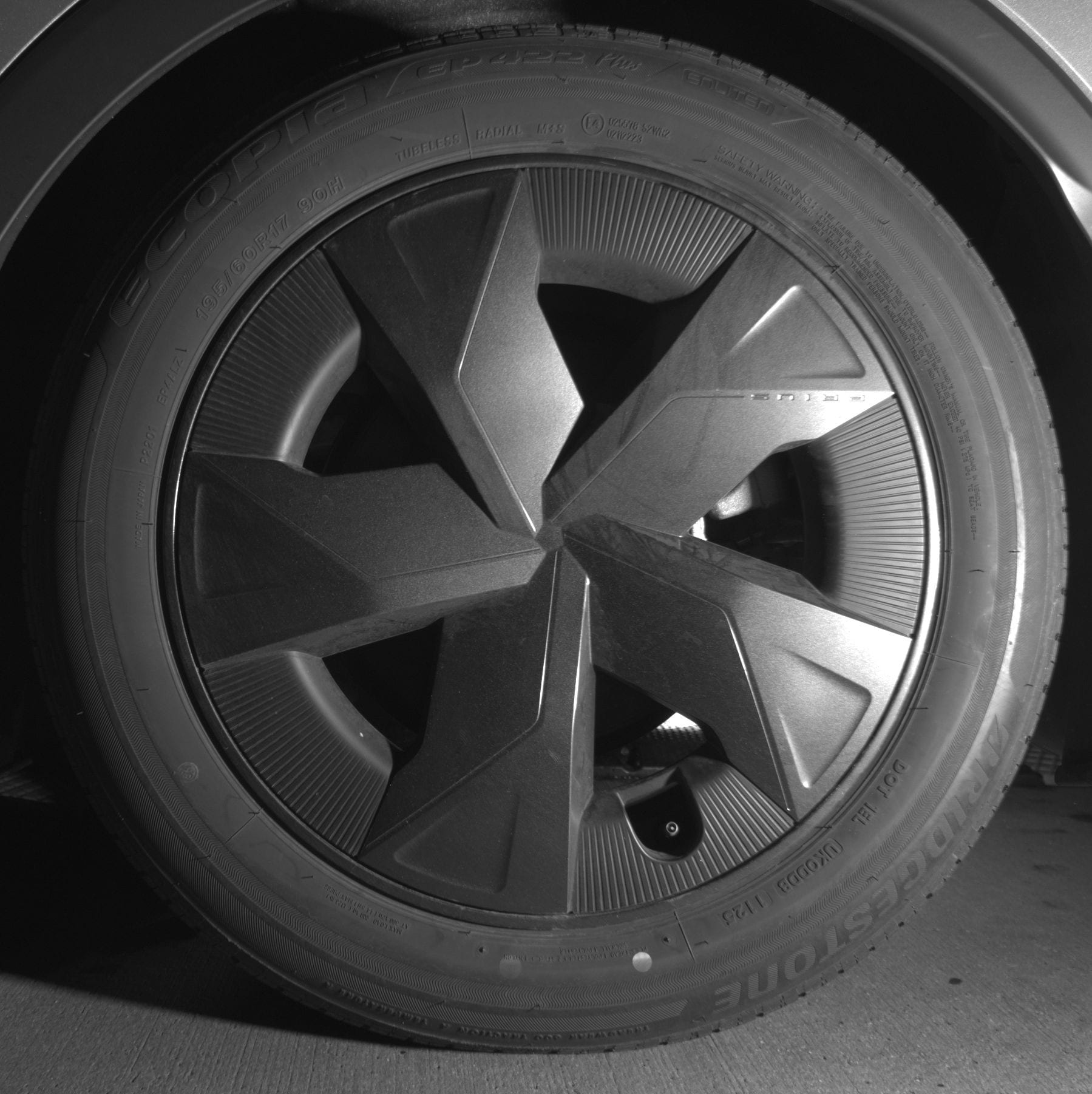 Thumbnail: 2025 Toyota Prius - 11