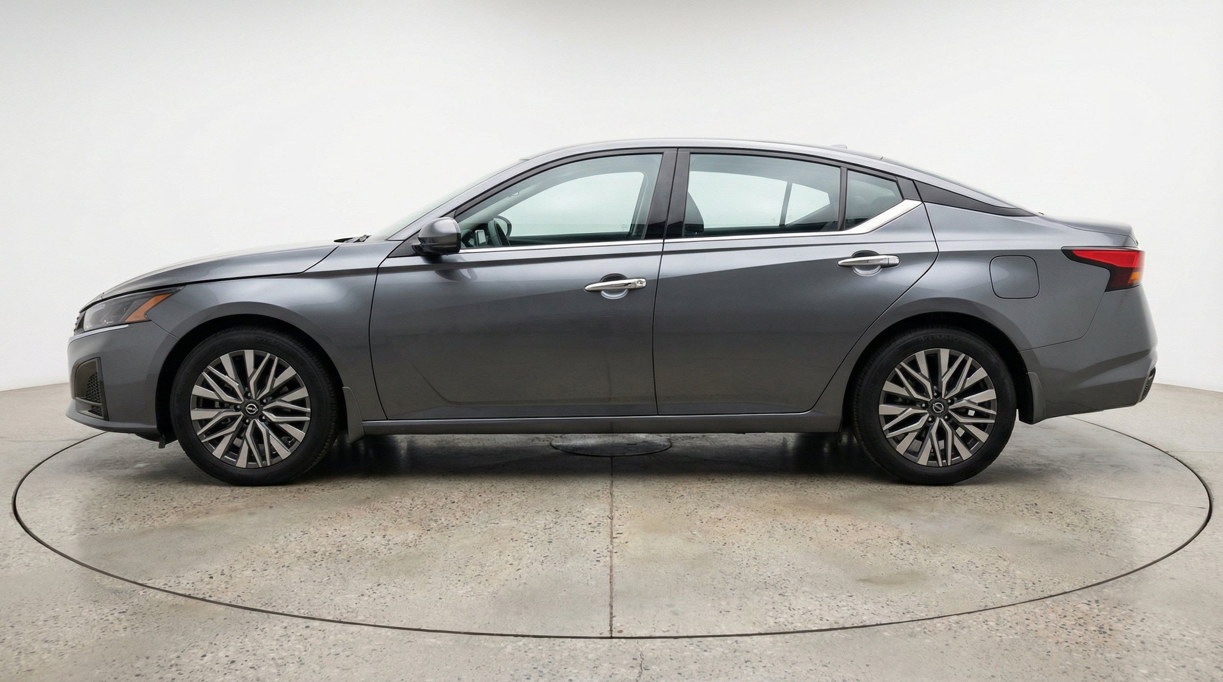 Thumbnail: 2026 Nissan Altima - 5