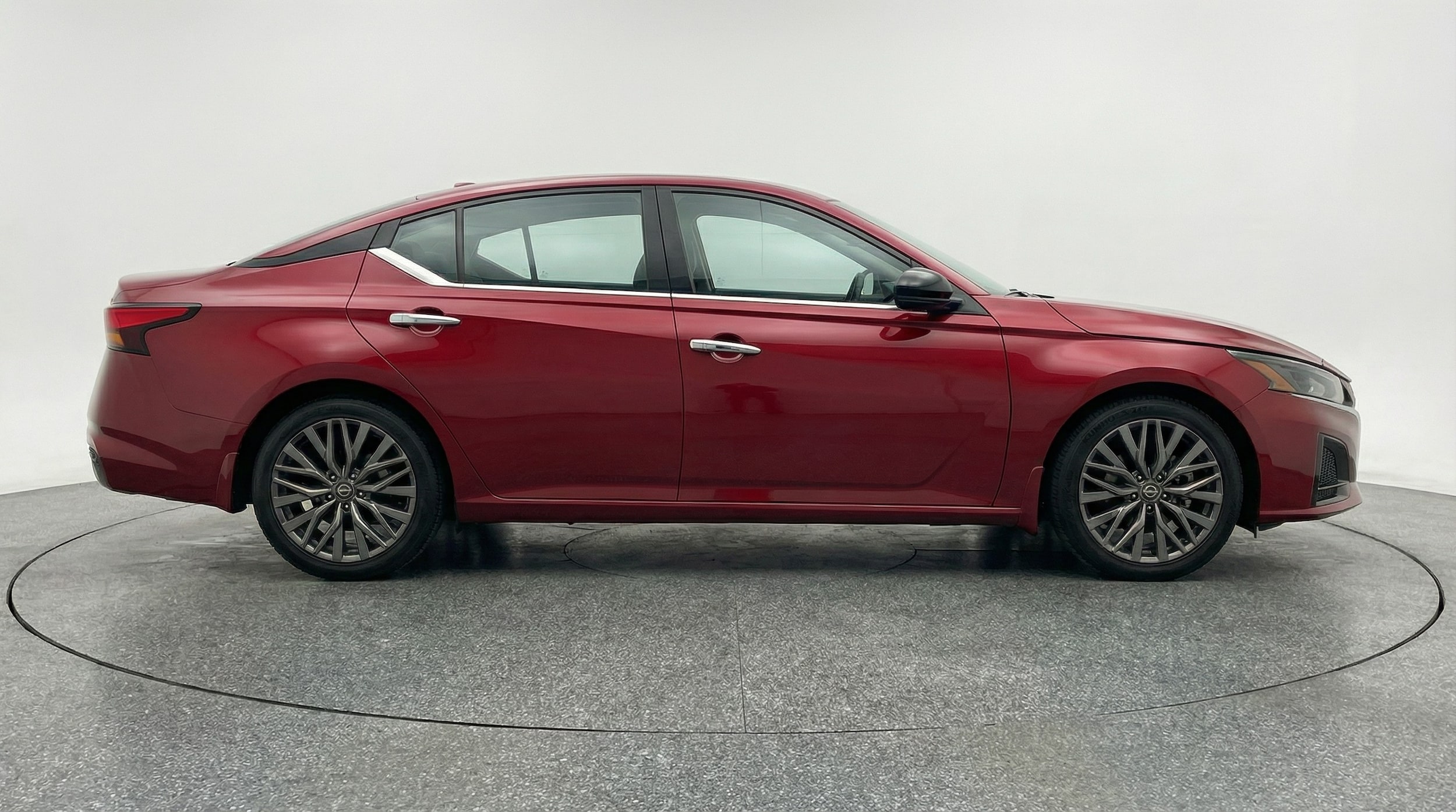 Thumbnail: 2025 Nissan Altima - 8