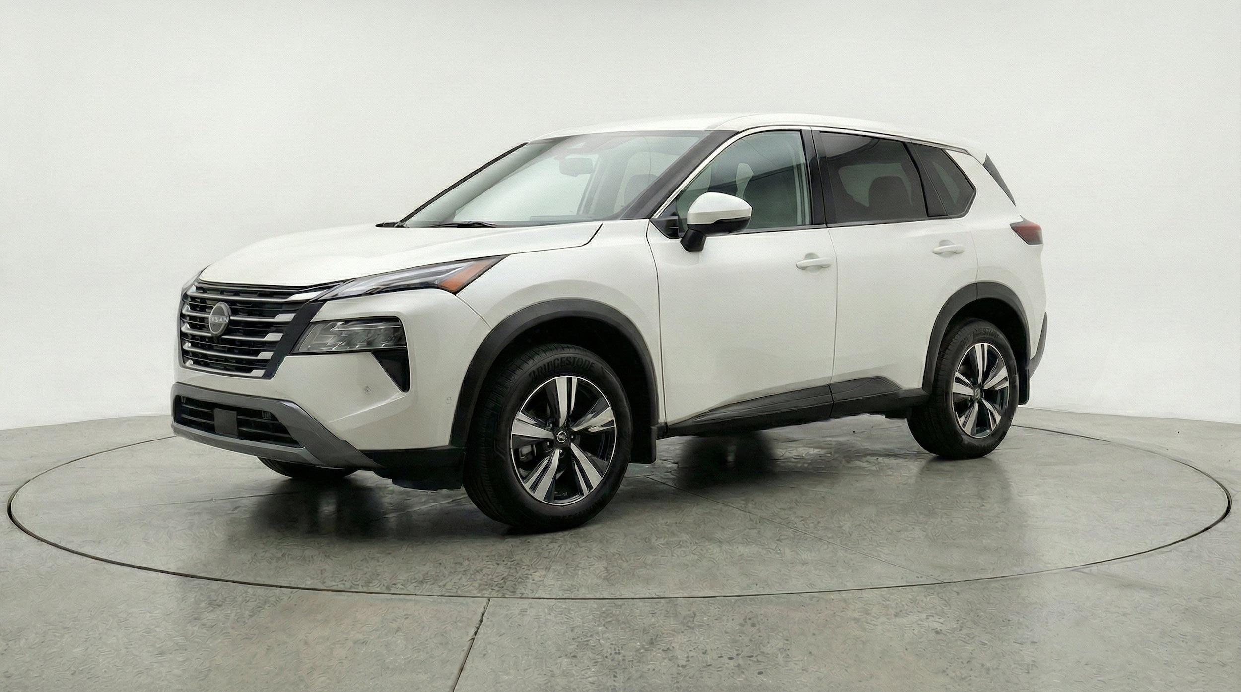 Thumbnail: 2026 Nissan Rogue - 3