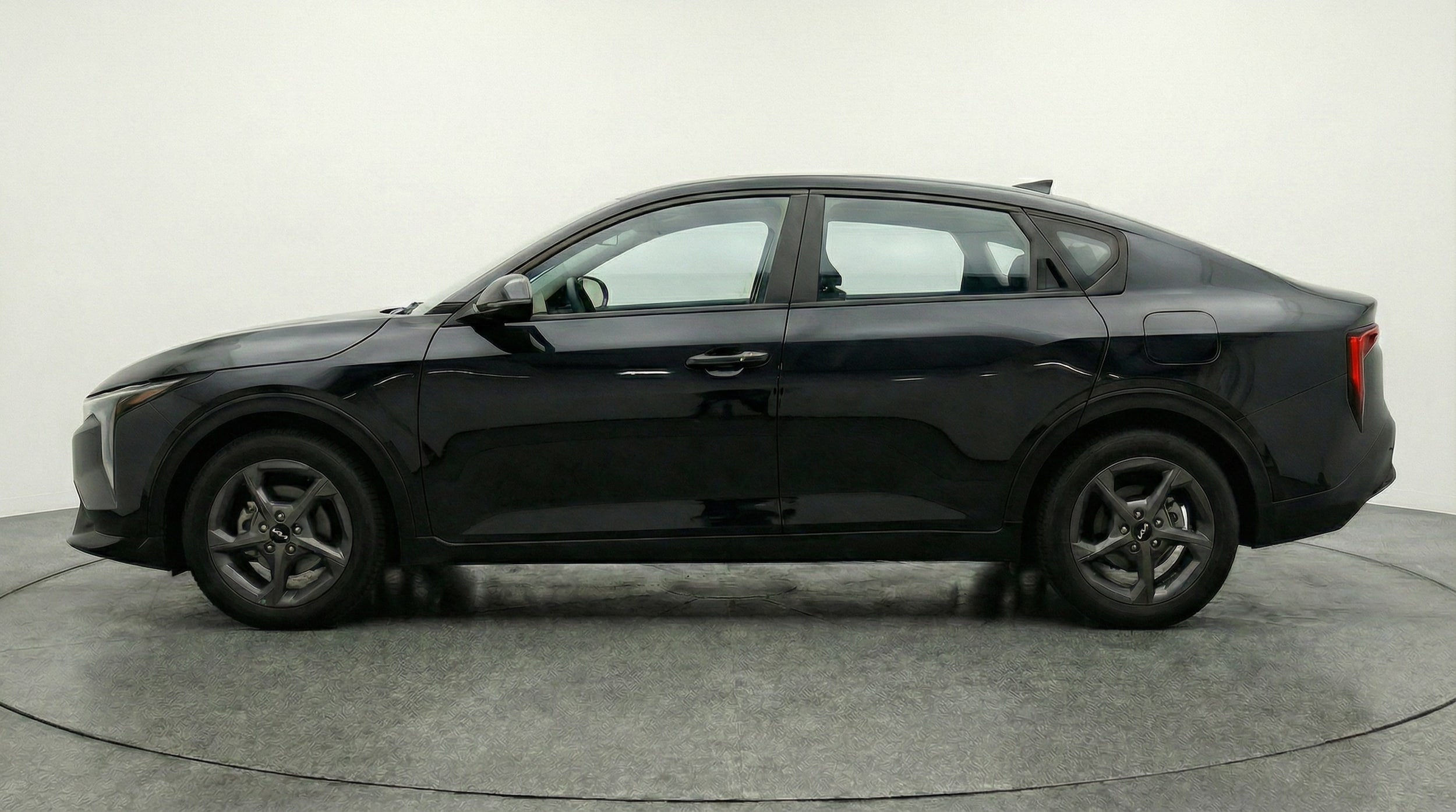 Thumbnail: 2025 Kia K4 - 4