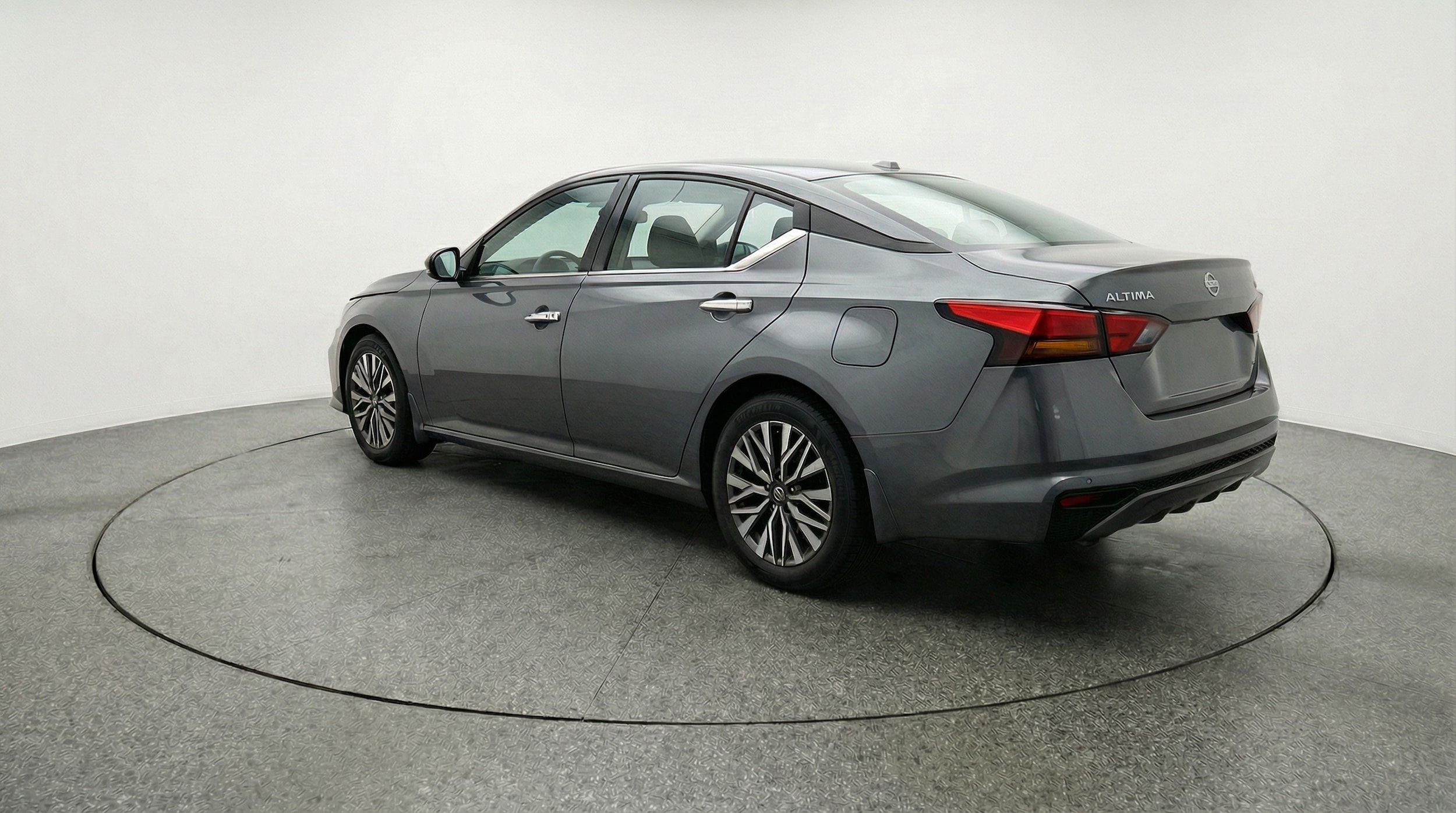 Thumbnail: 2025 Nissan Altima - 5