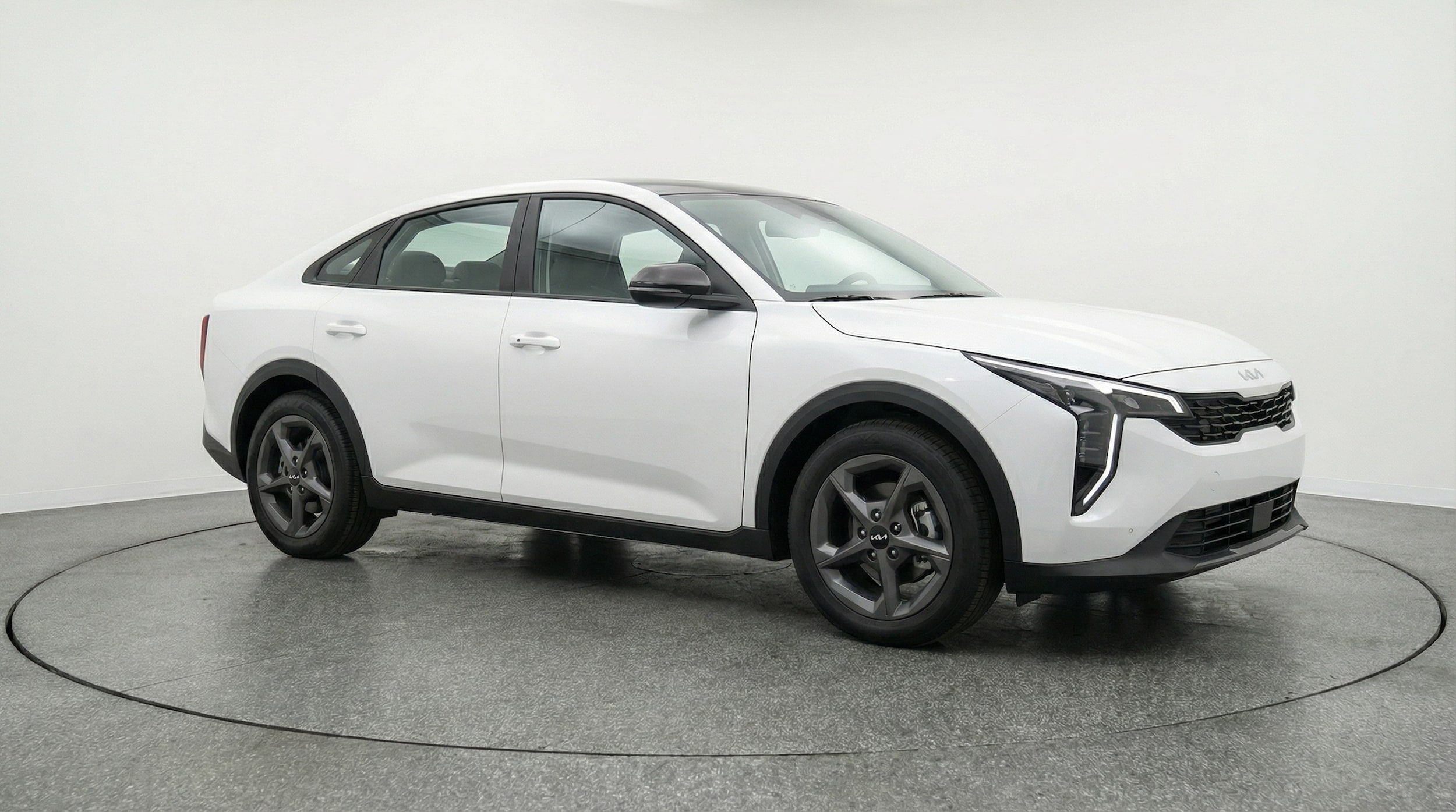 Thumbnail: 2025 Kia K4 - 1