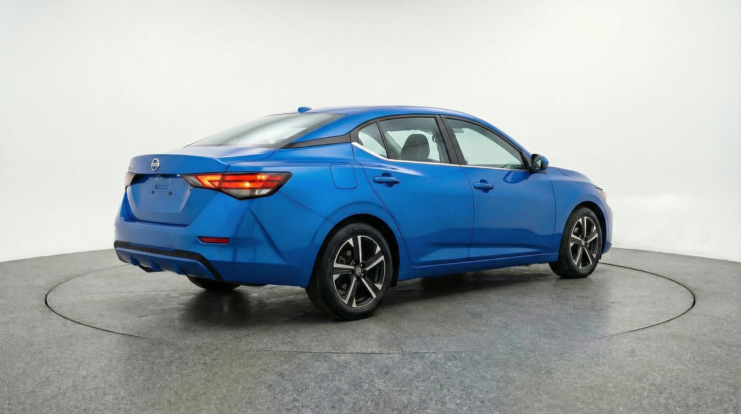 Thumbnail: 2025 Nissan Sentra - 9