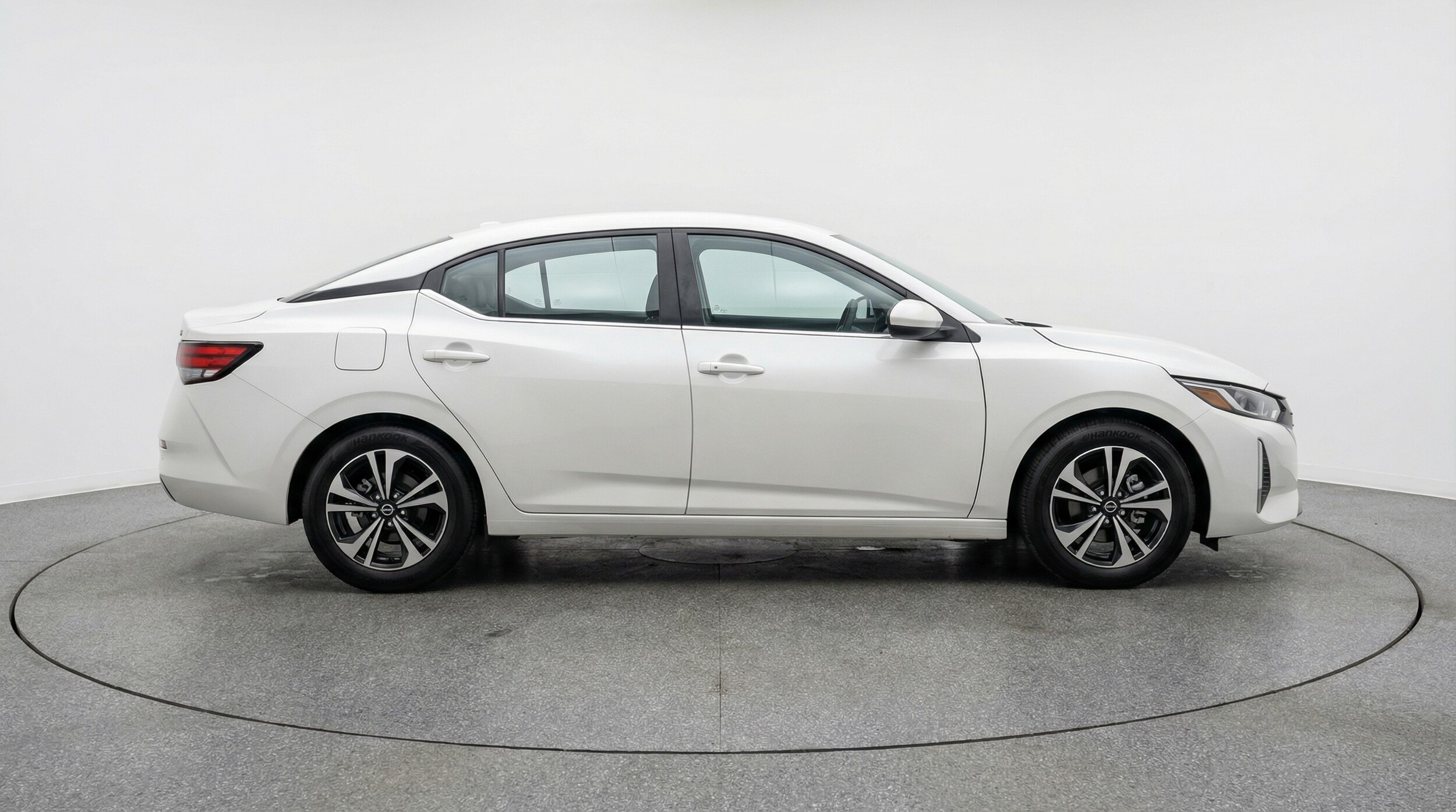 Thumbnail: 2025 Nissan Sentra - 8