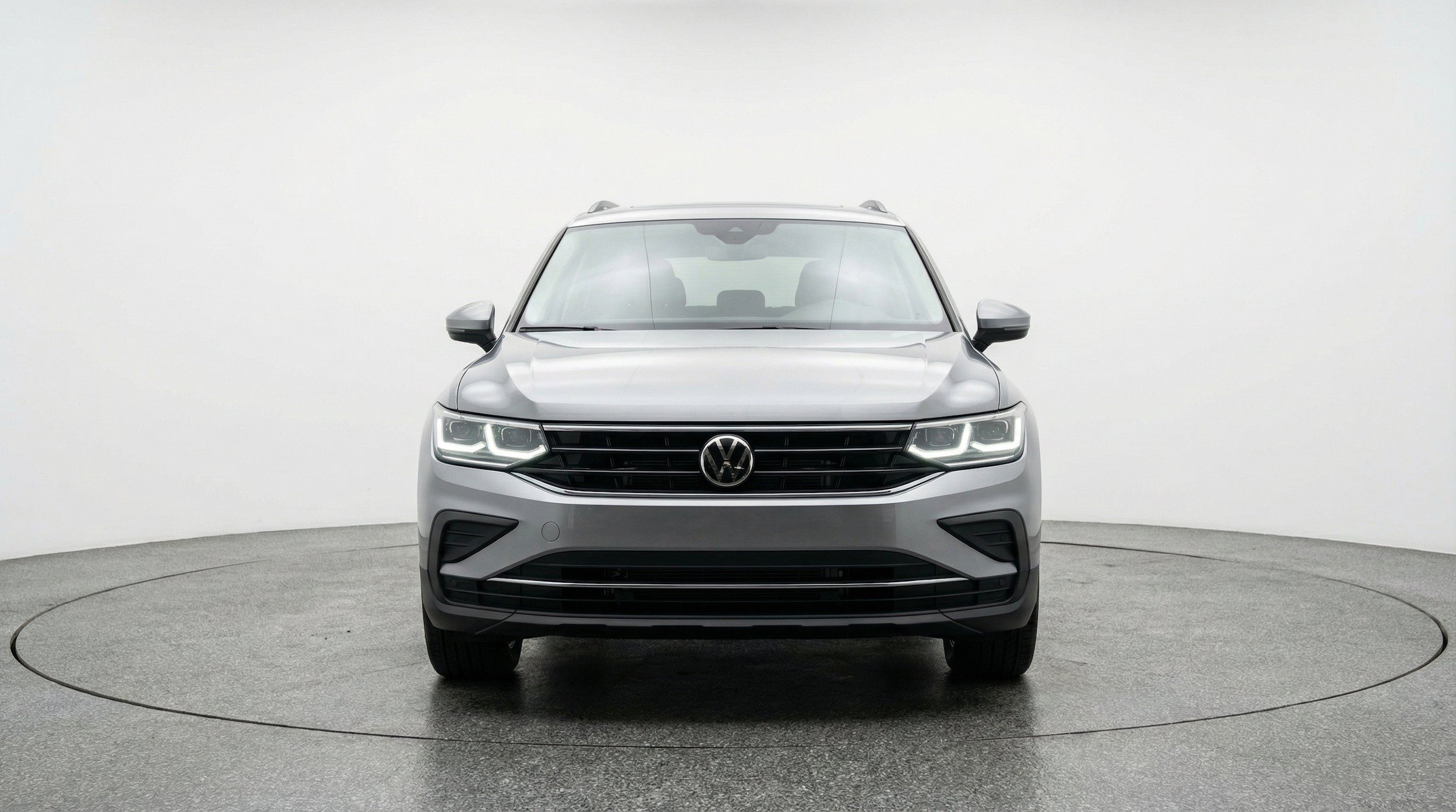 Thumbnail: 2026 Volkswagen Tiguan - 2