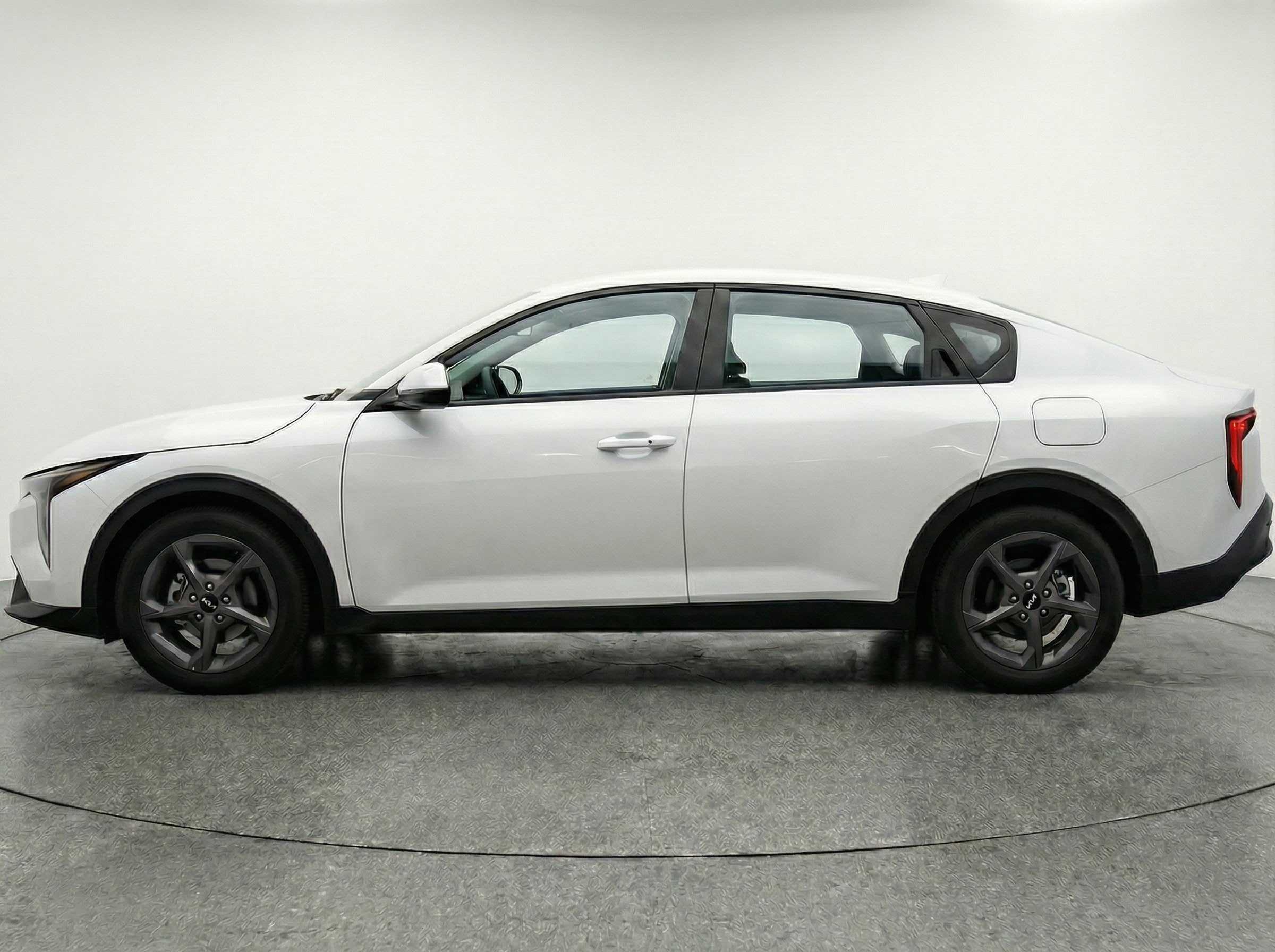 Thumbnail: 2025 Kia K4 - 5
