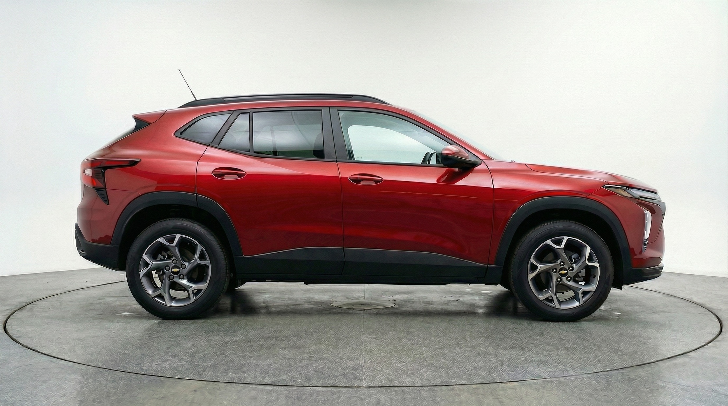 Thumbnail: 2025 Chevrolet Trax - 8