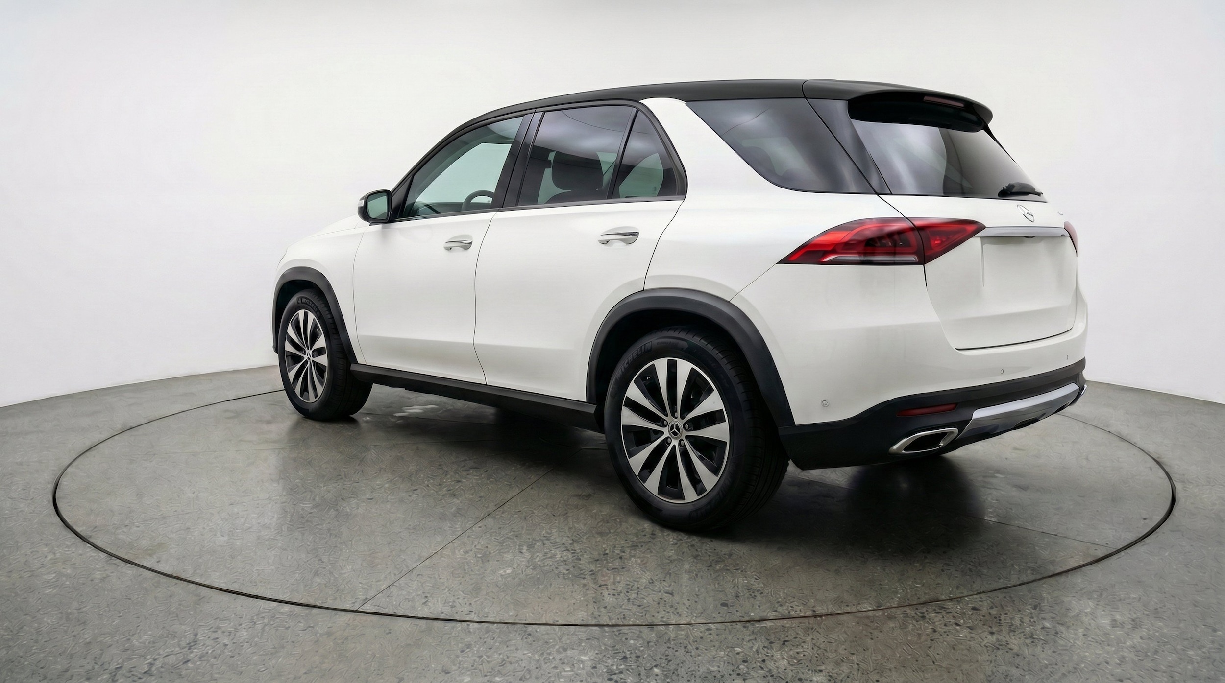 Thumbnail: 2026 Mercedes-Benz GLE - 6