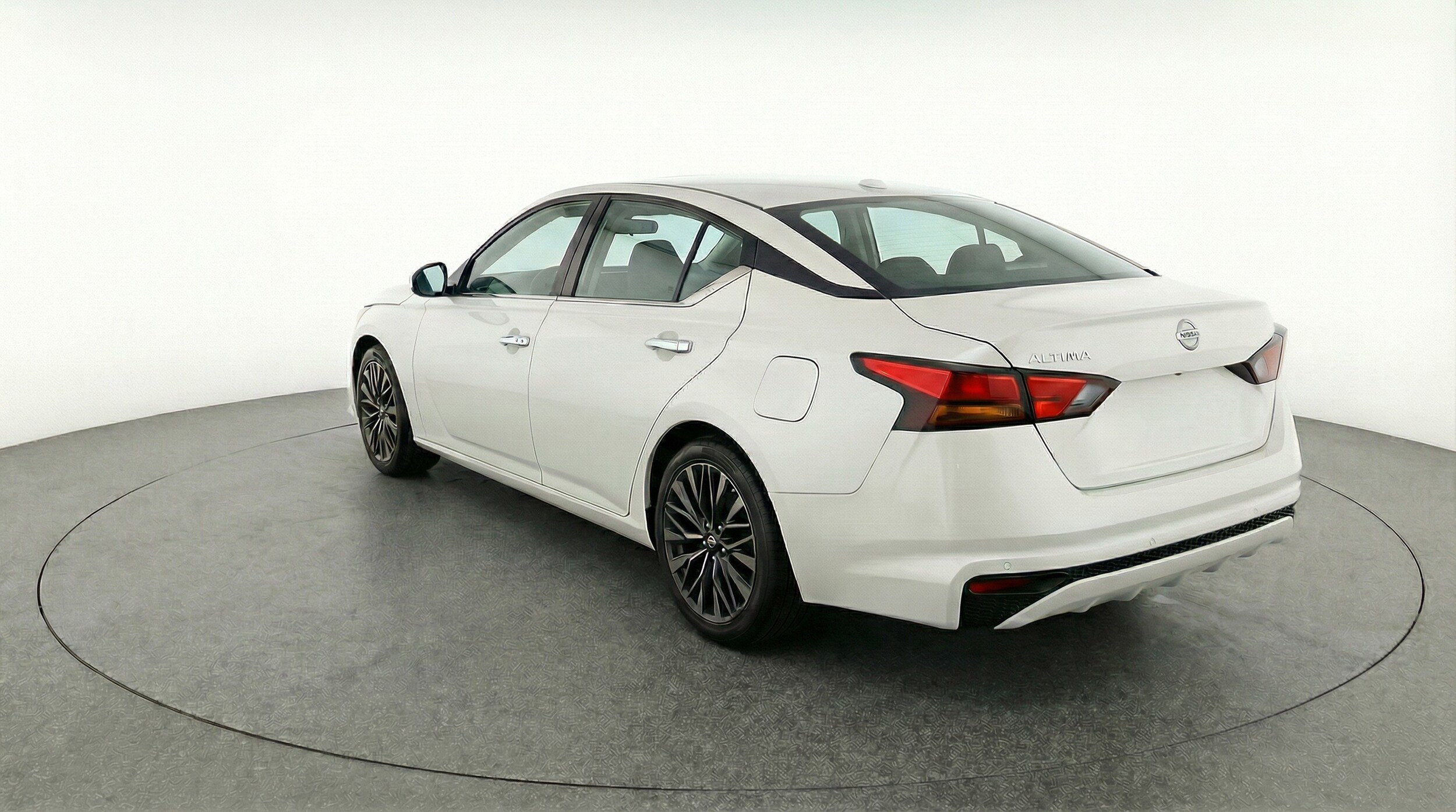 Thumbnail: 2025 Nissan Altima - 6