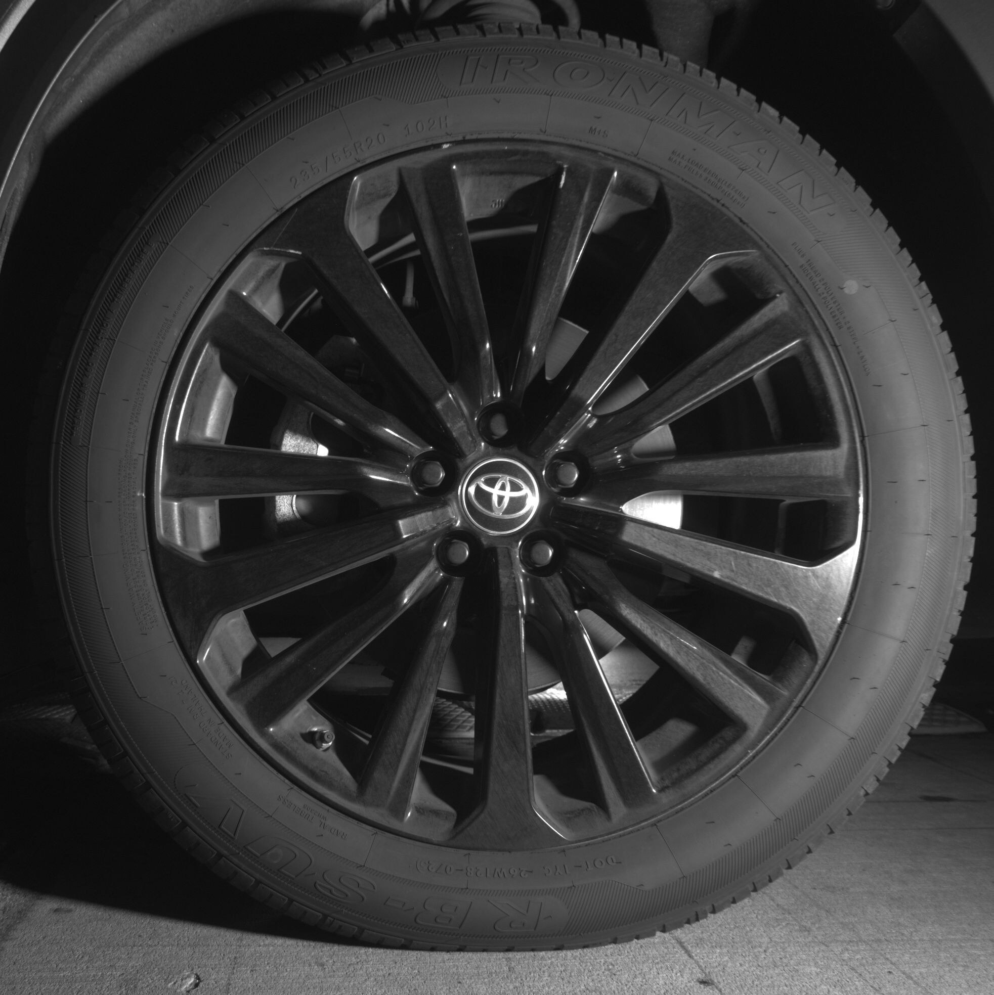 Thumbnail: 2024 Toyota Highlander - 9