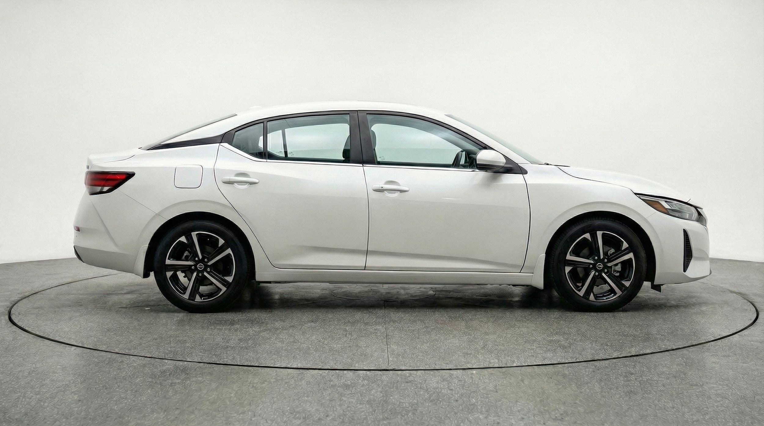 Thumbnail: 2025 Nissan Sentra - 11