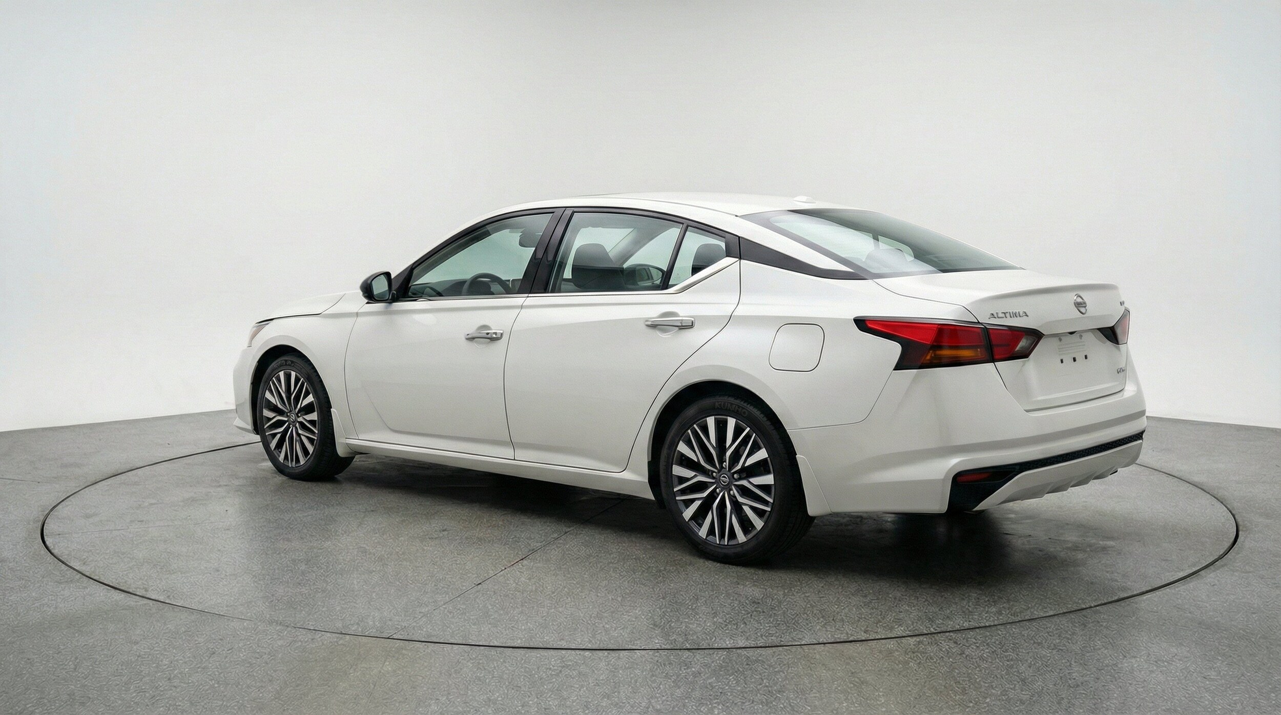 Thumbnail: 2025 Nissan Altima - 6