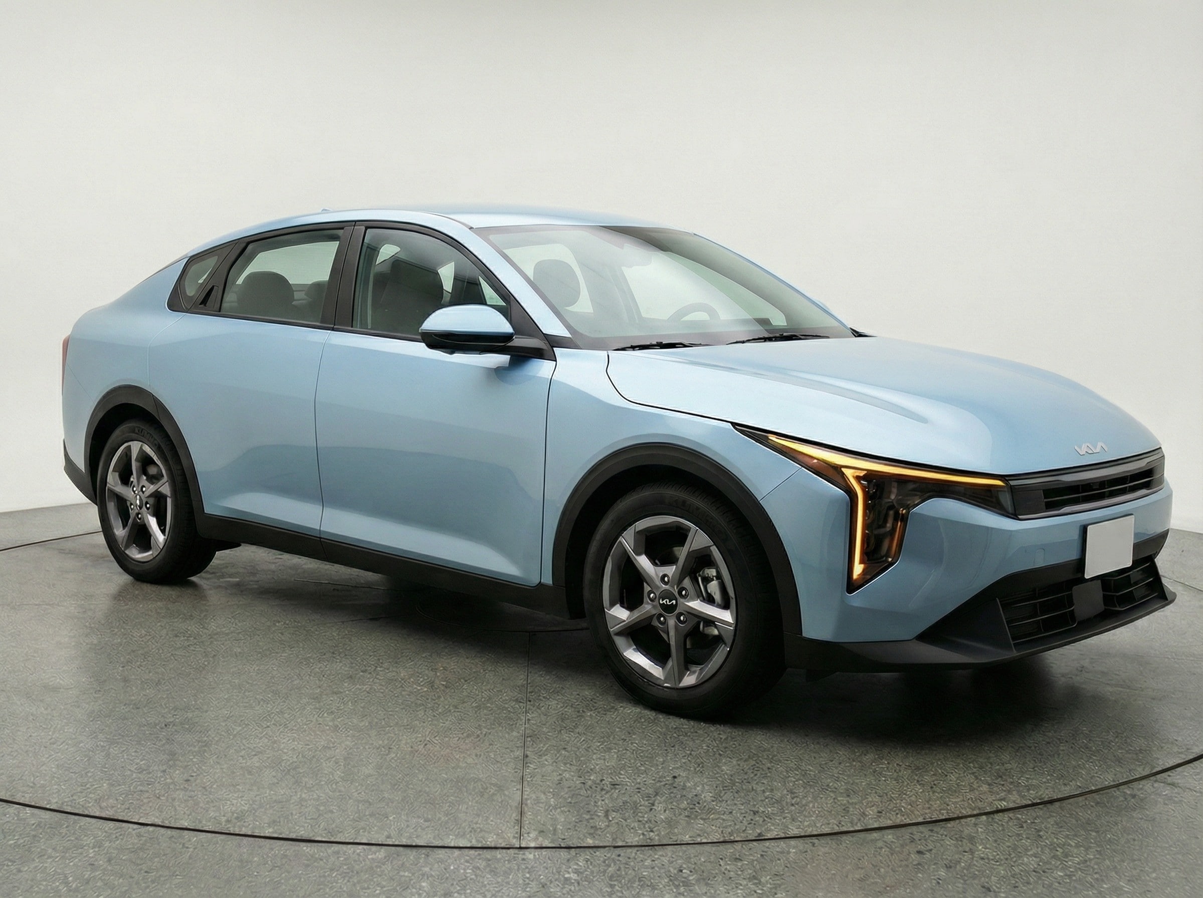 Thumbnail: 2025 Kia K4 - 1