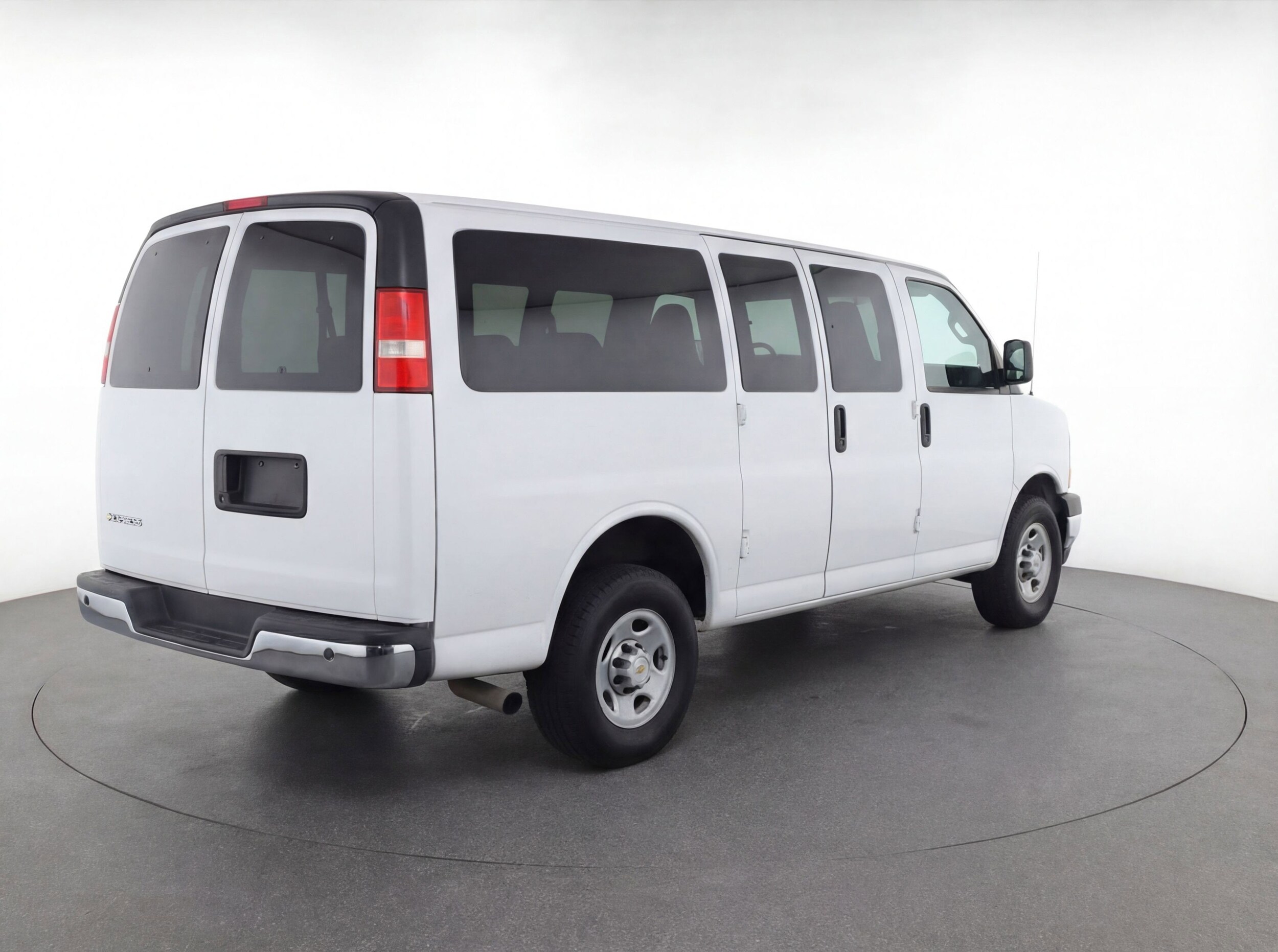 Thumbnail: 2025 Chevrolet Express - 9