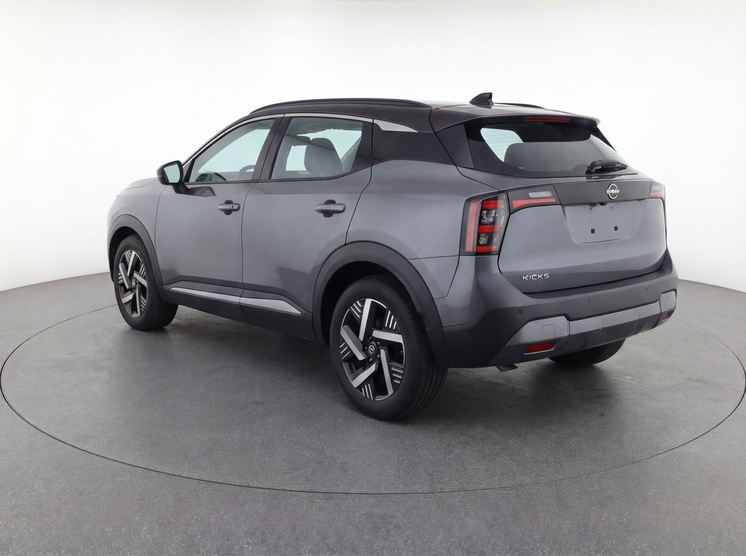 Thumbnail: 2025 Nissan Kicks - 5