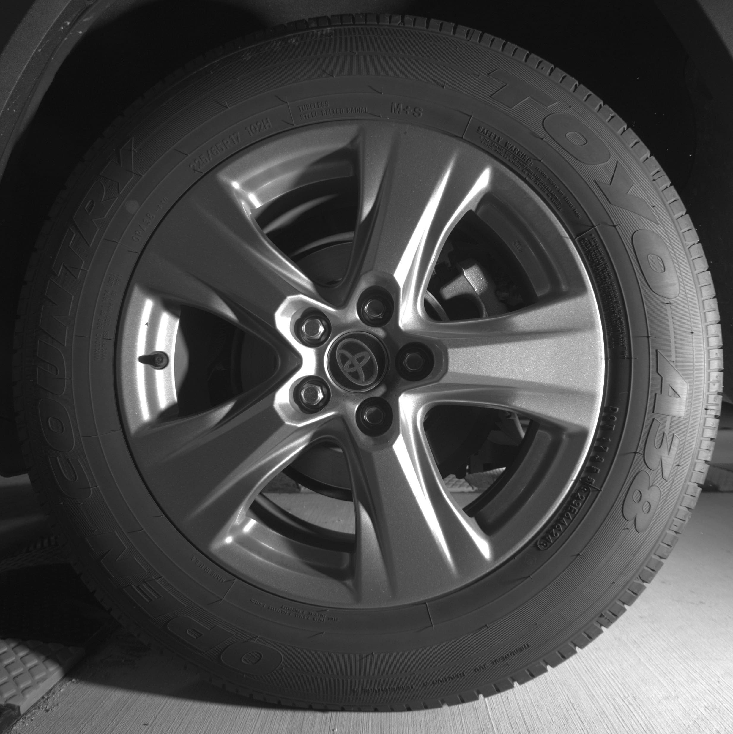 Thumbnail: 2025 Toyota RAV4 - 11