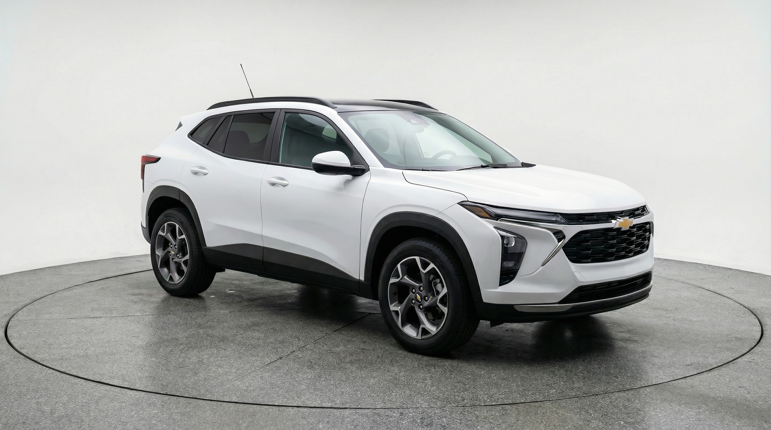 Thumbnail: 2025 Chevrolet Trax - 1