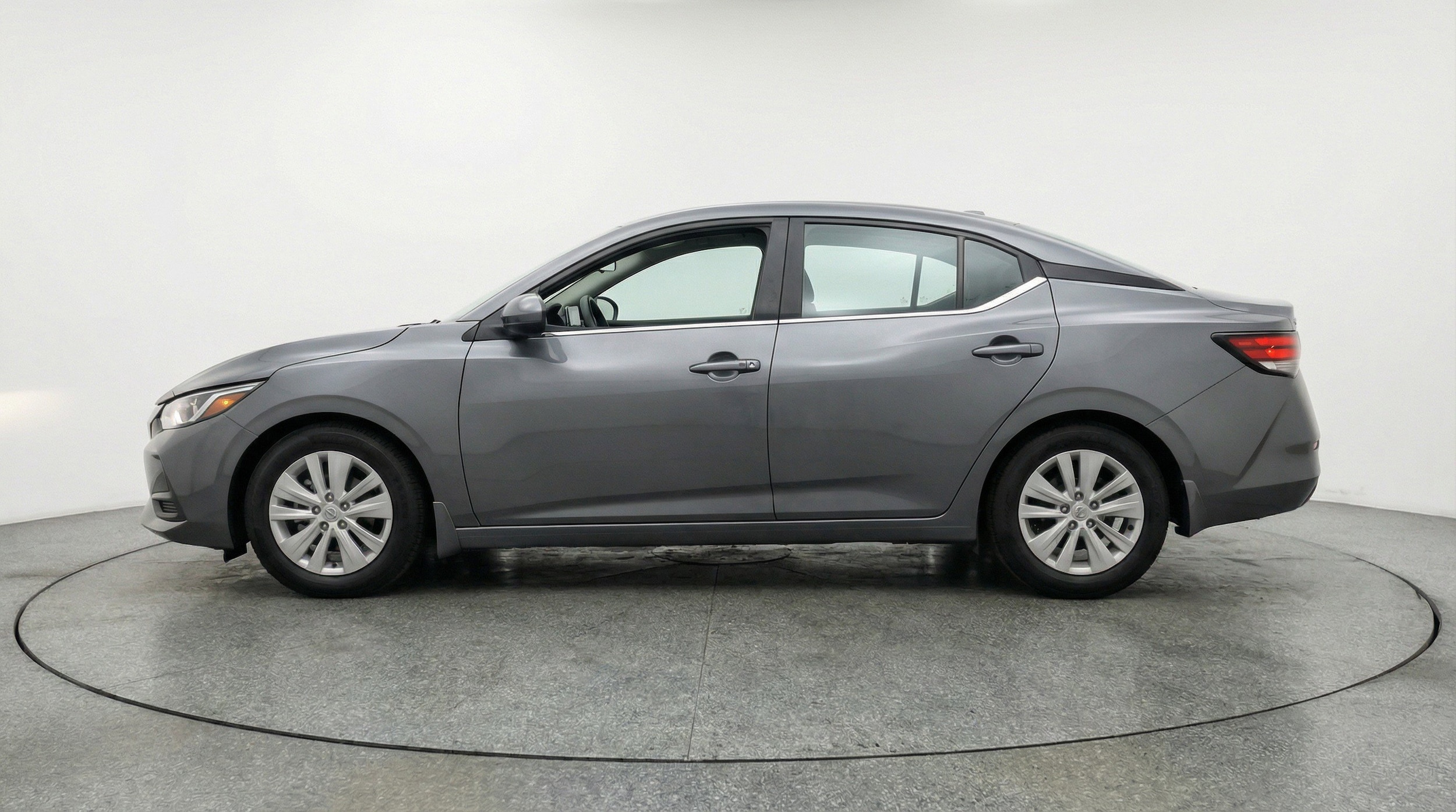 Thumbnail: 2025 Nissan Sentra - 5