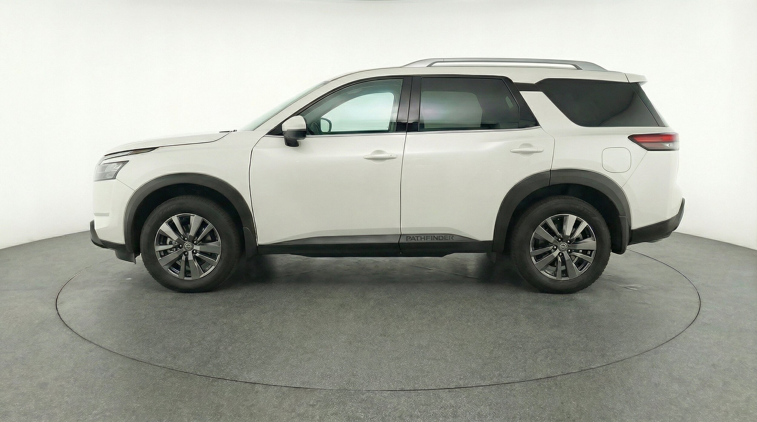 Thumbnail: 2025 Nissan Pathfinder - 5