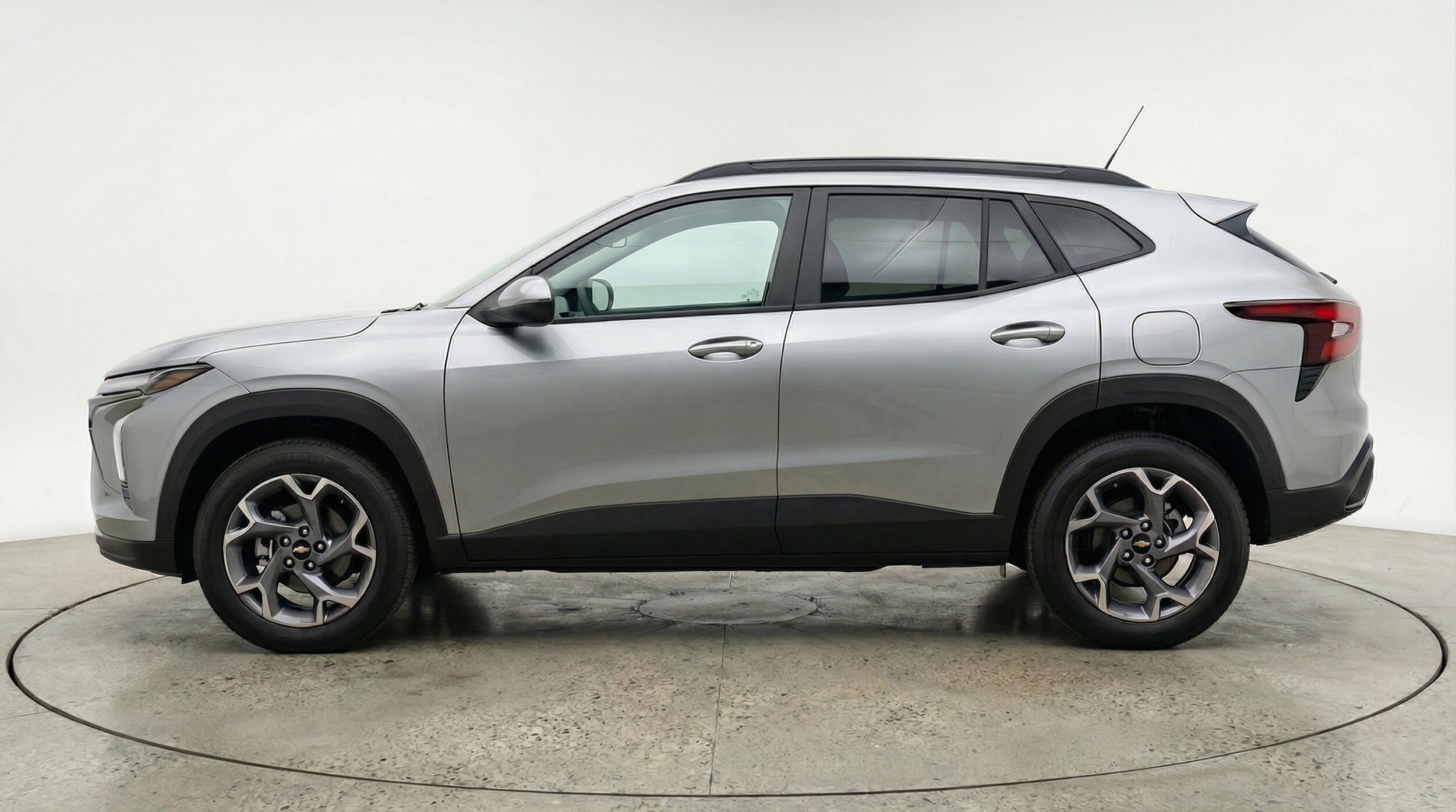 Thumbnail: 2025 Chevrolet Trax - 5