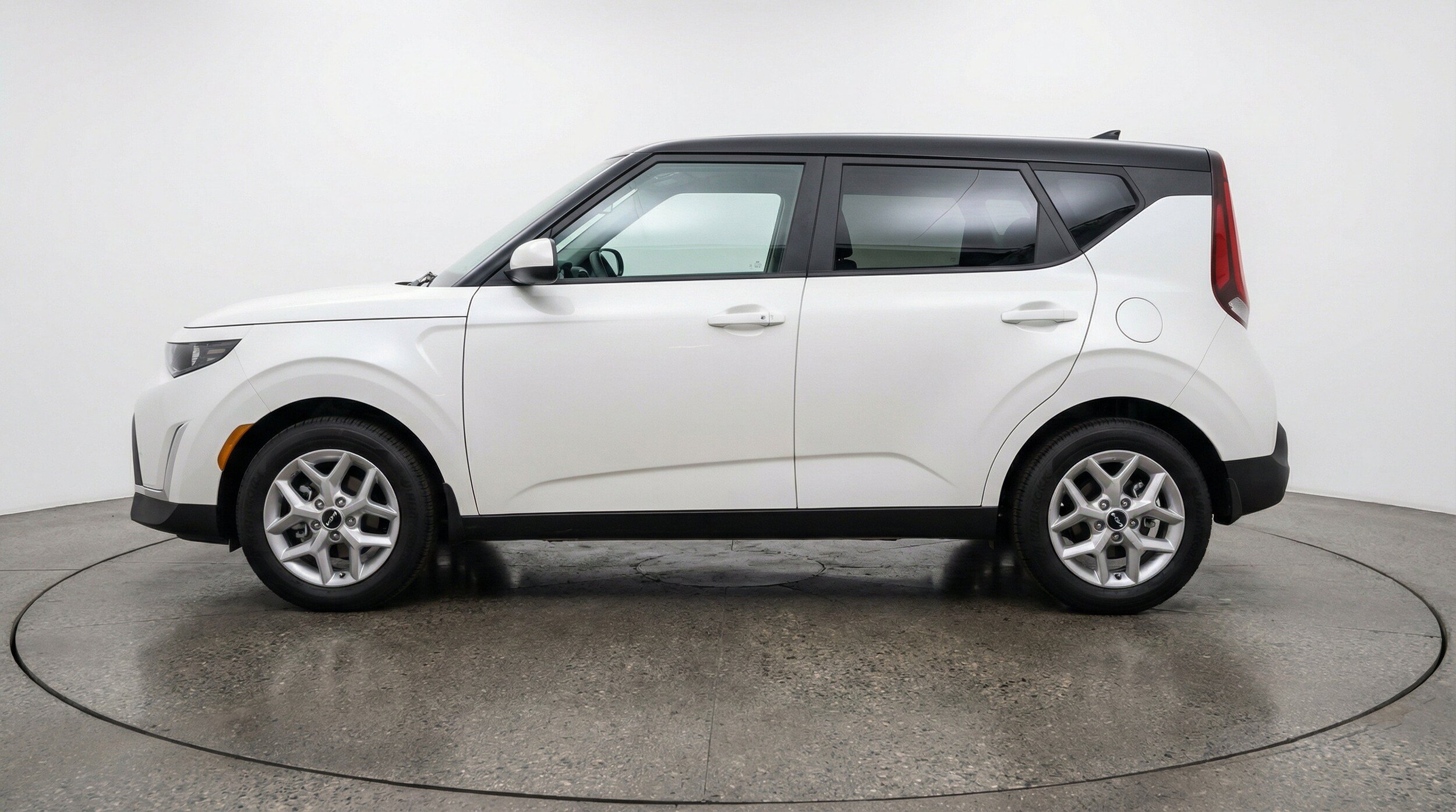 Thumbnail: 2025 Kia Soul - 5