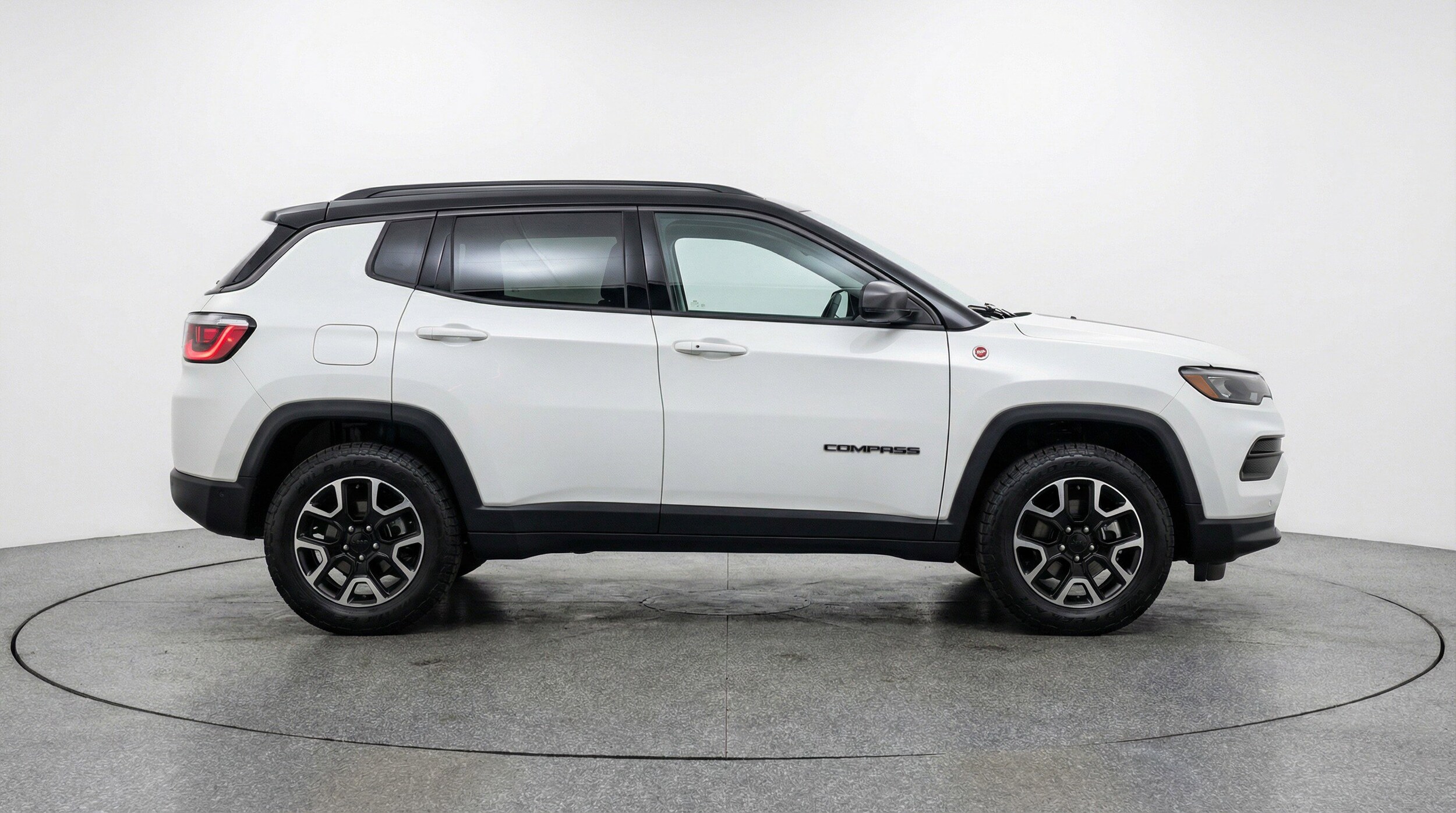 Thumbnail: 2025 Jeep Compass - 11
