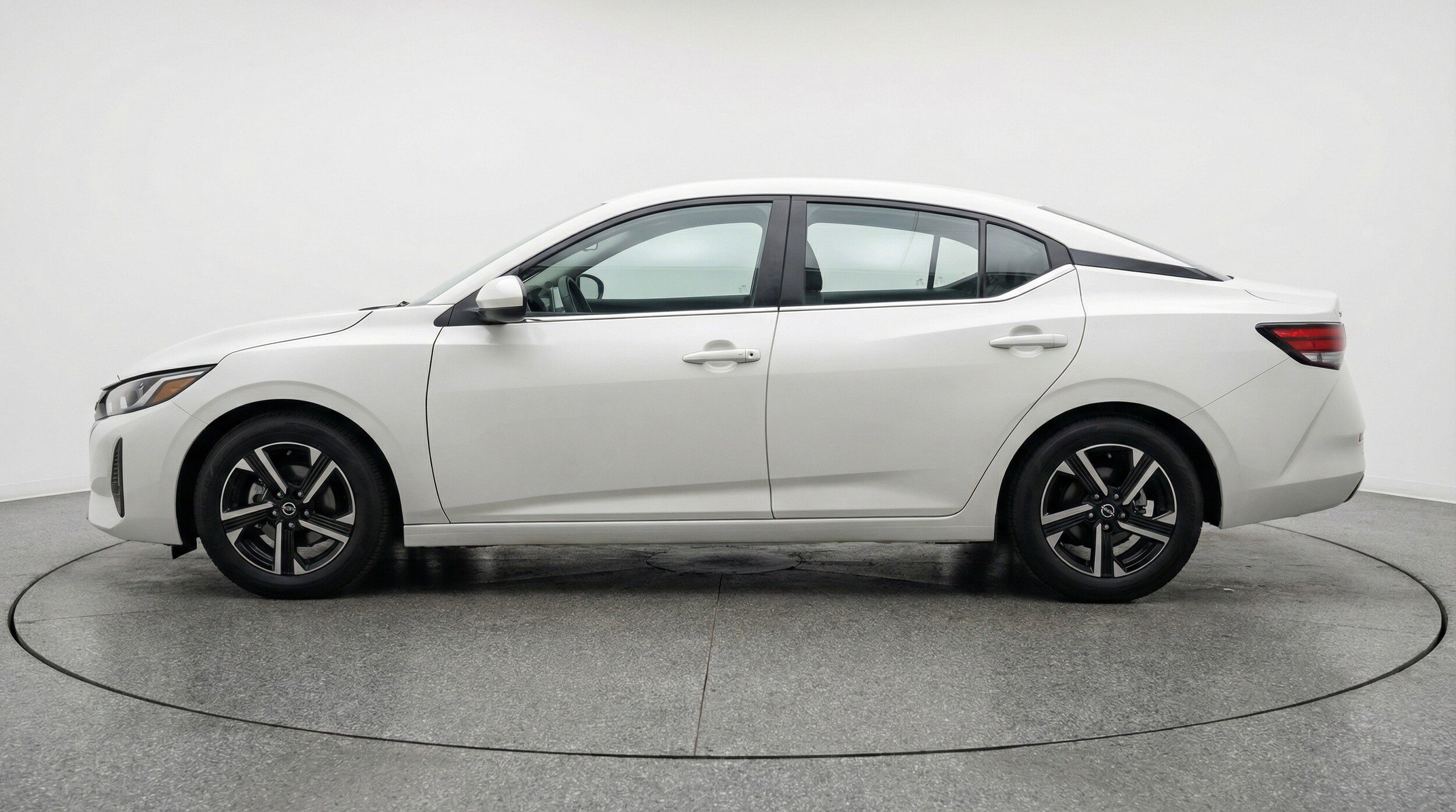 Thumbnail: 2025 Nissan Sentra - 5