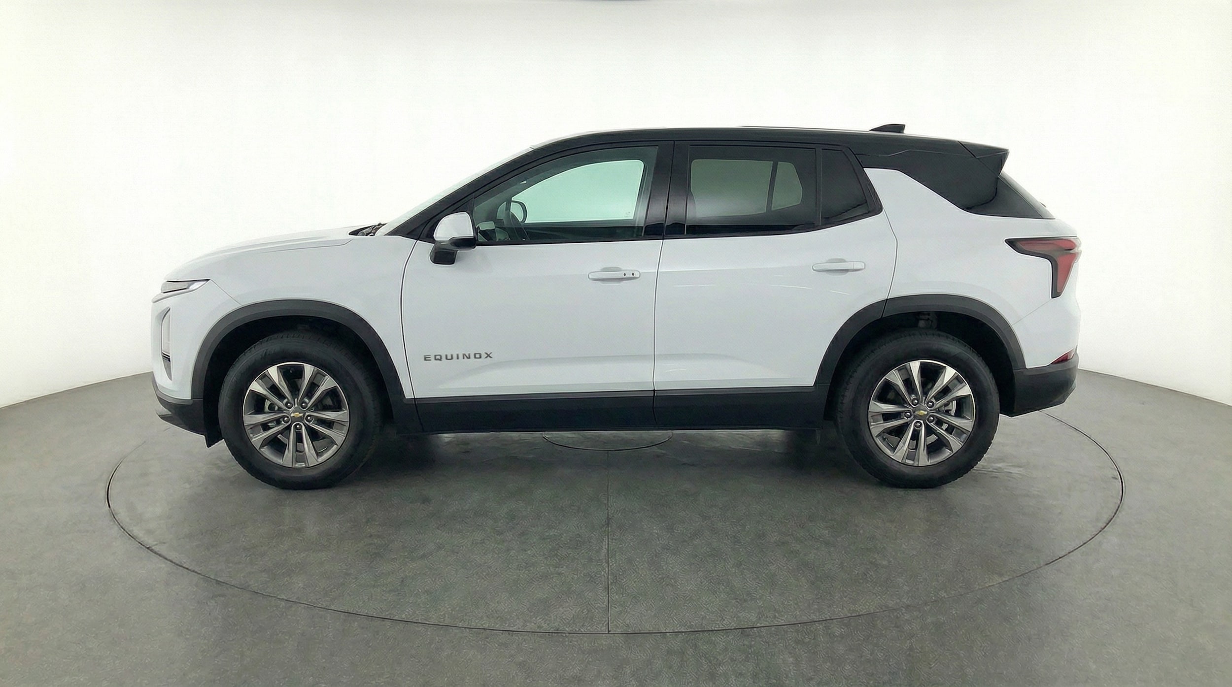 Thumbnail: 2025 Chevrolet Equinox - 4