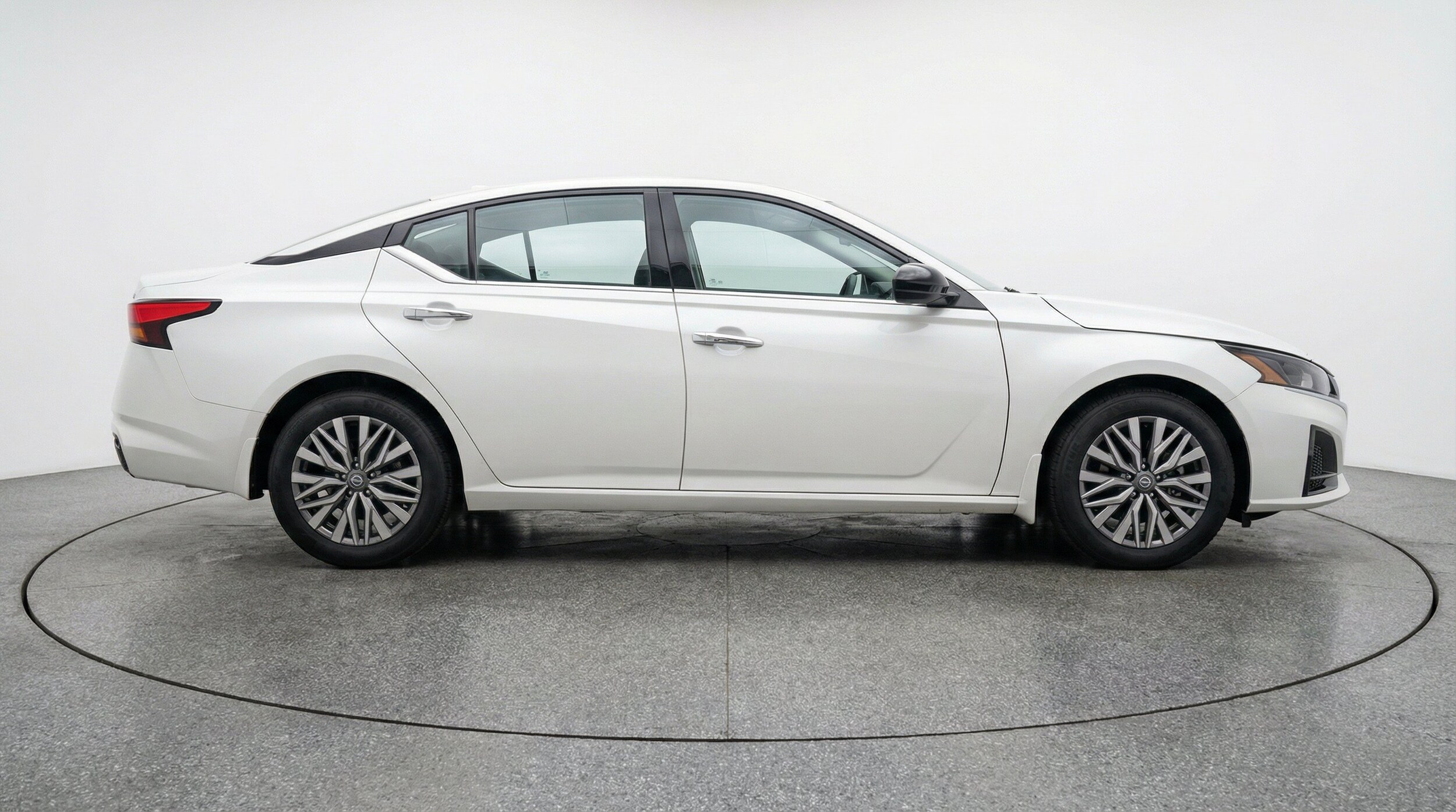 Thumbnail: 2025 Nissan Altima - 11