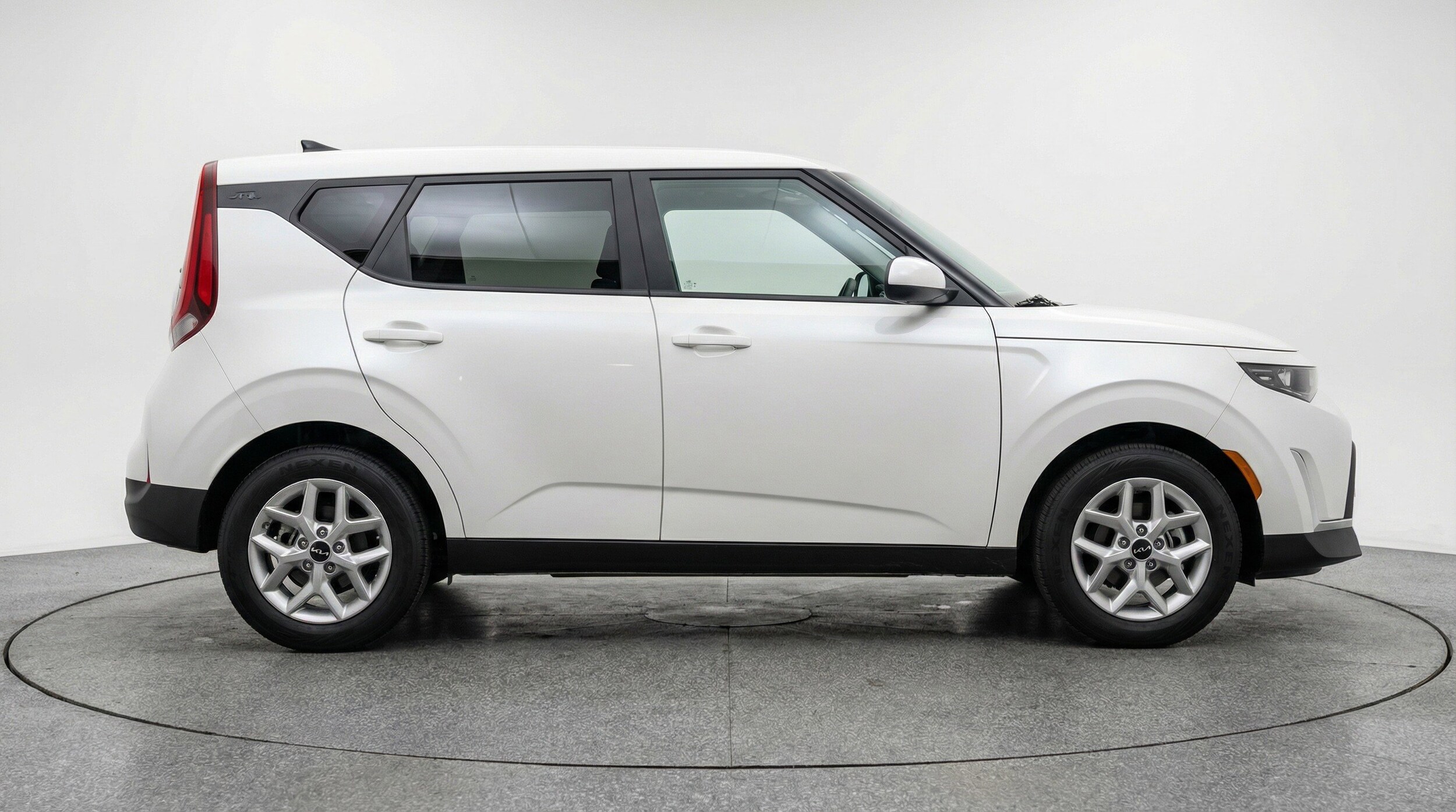 Thumbnail: 2025 Kia Soul - 11