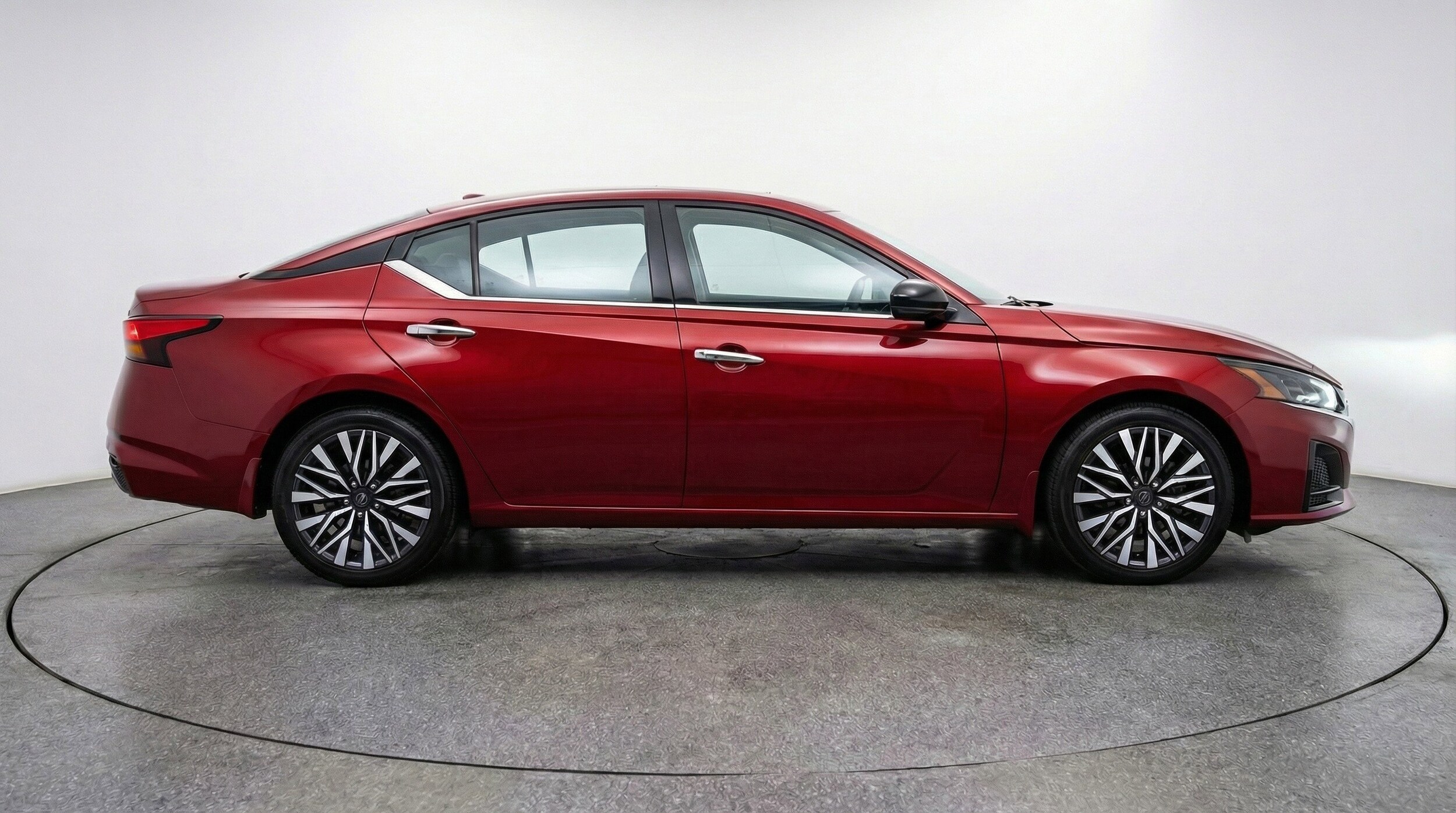 Thumbnail: 2025 Nissan Altima - 11