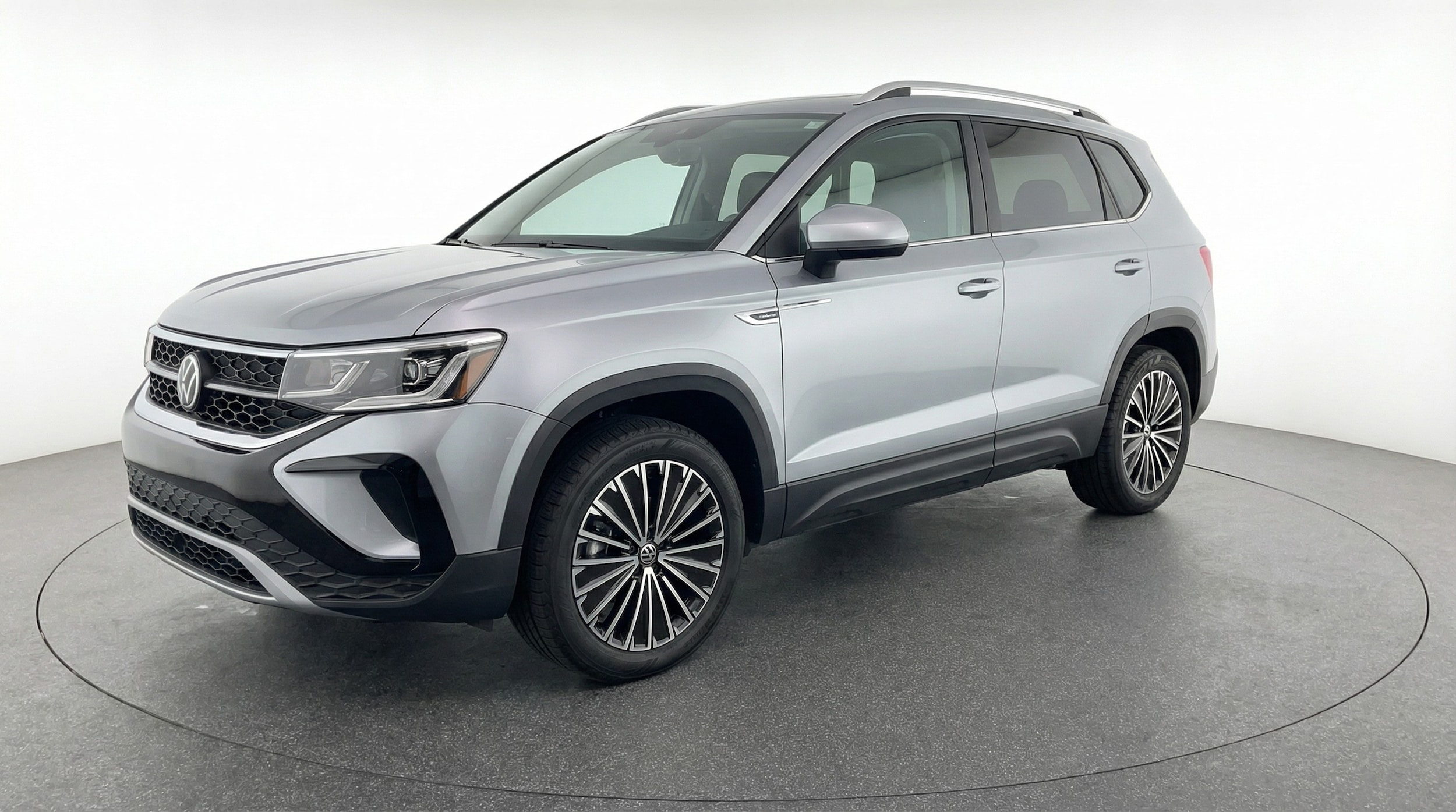 Thumbnail: 2025 Volkswagen Taos - 3