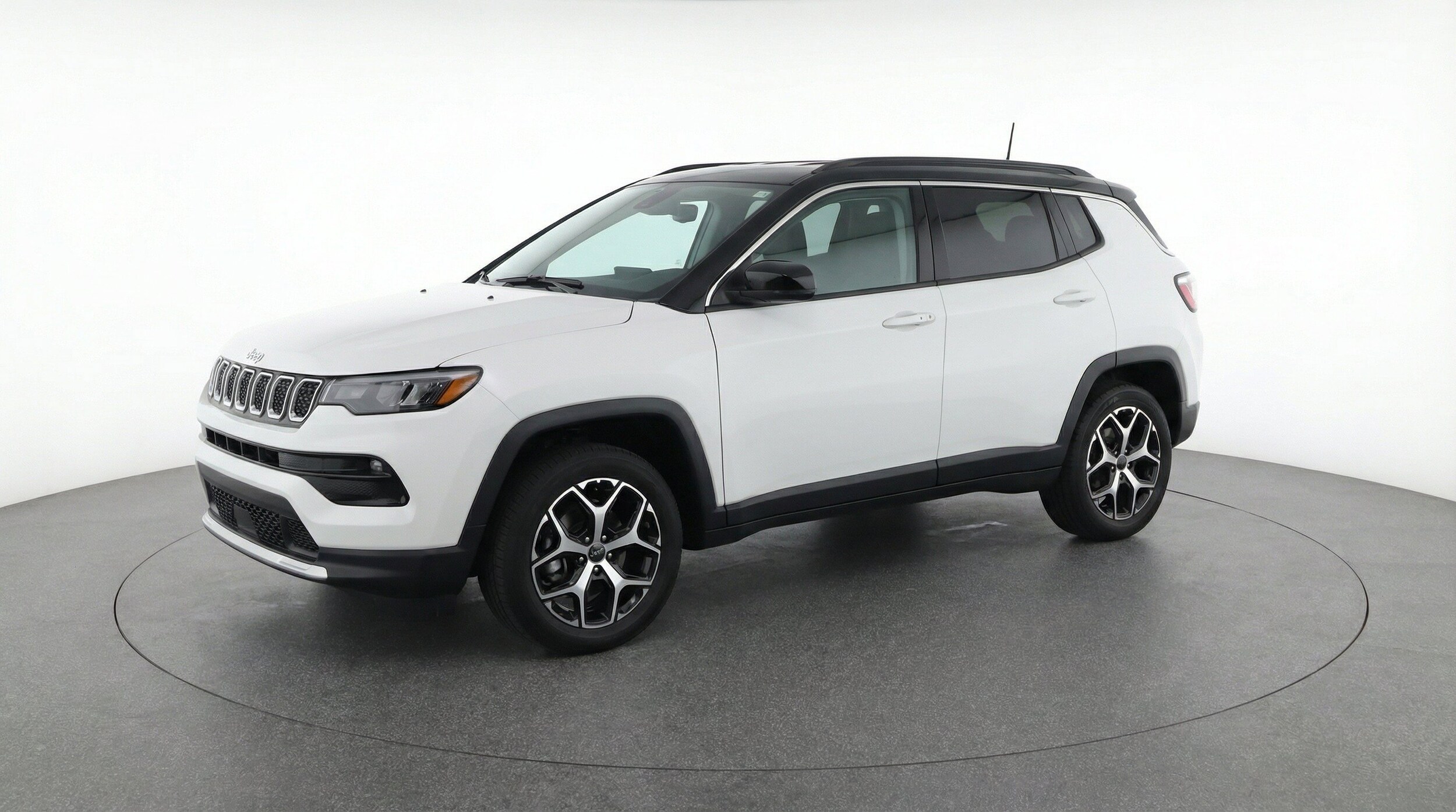 Thumbnail: 2025 Jeep Compass - 3