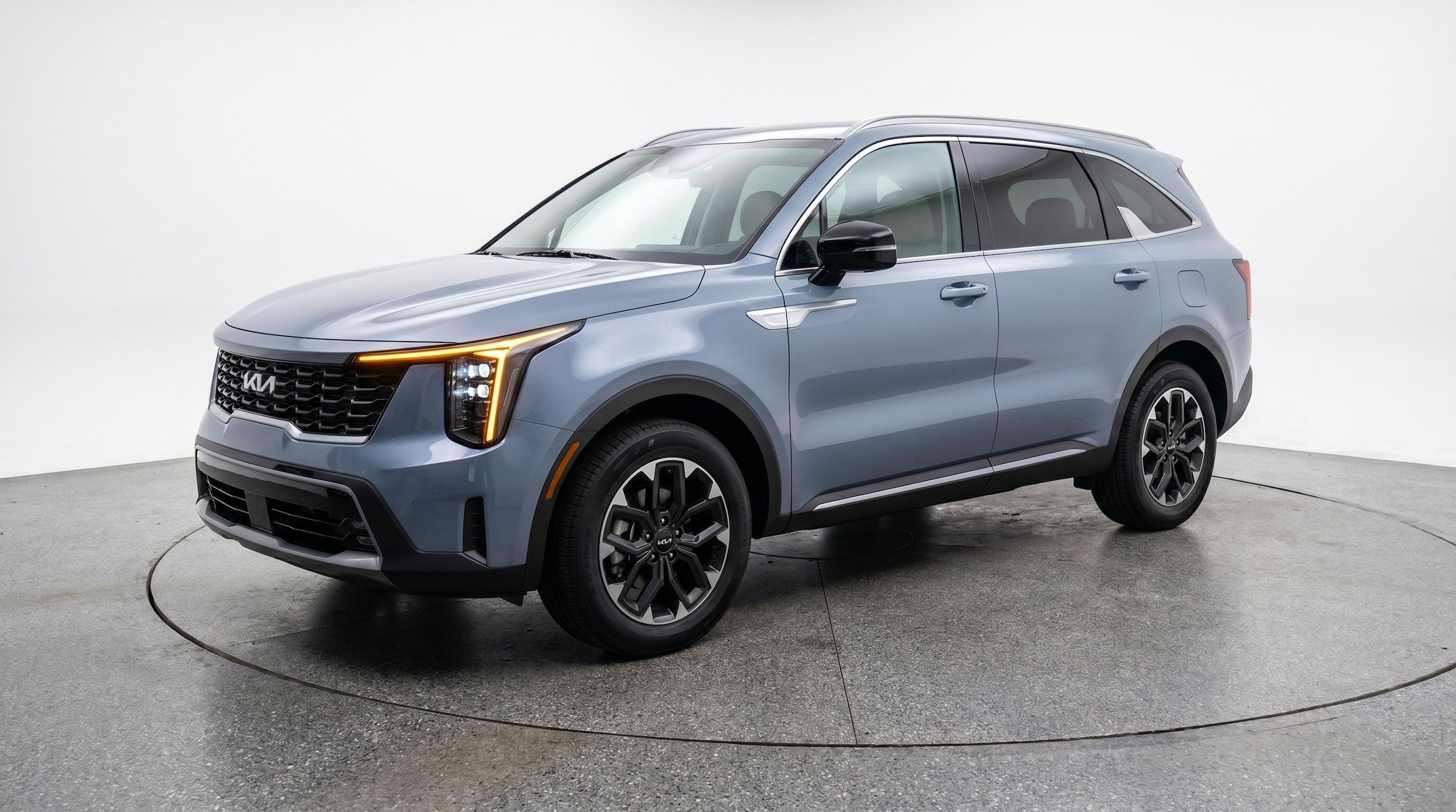 Thumbnail: 2024 Kia Sorento - 3