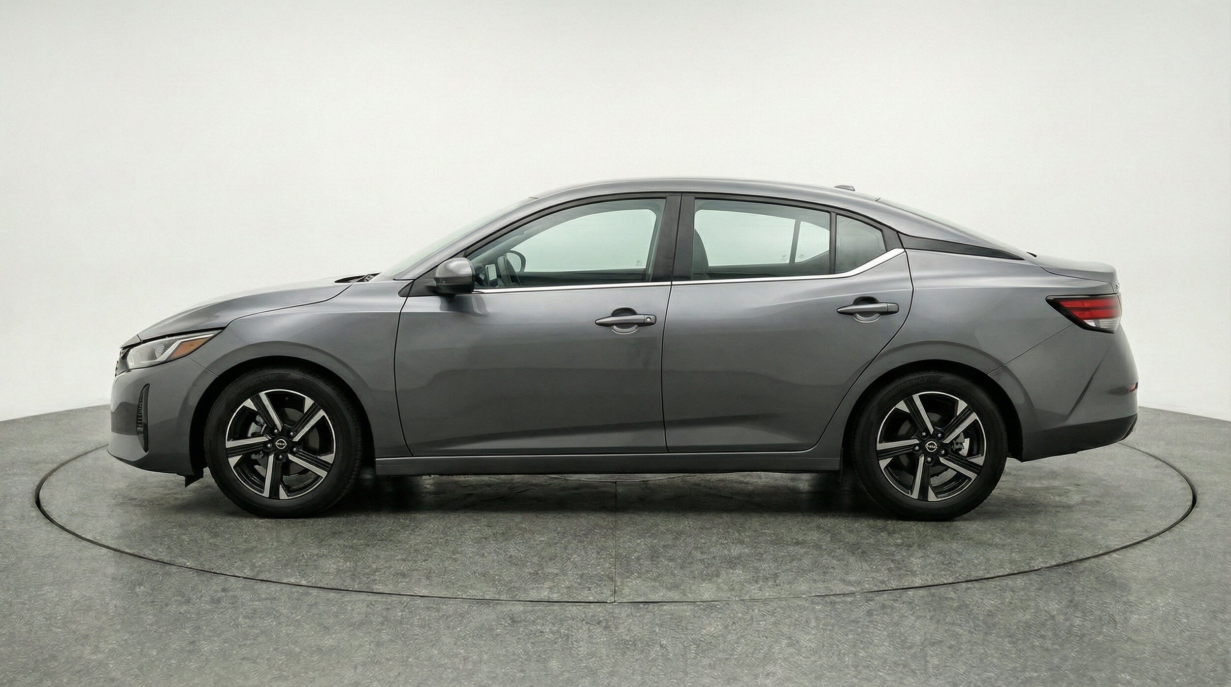 Thumbnail: 2025 Nissan Sentra - 5