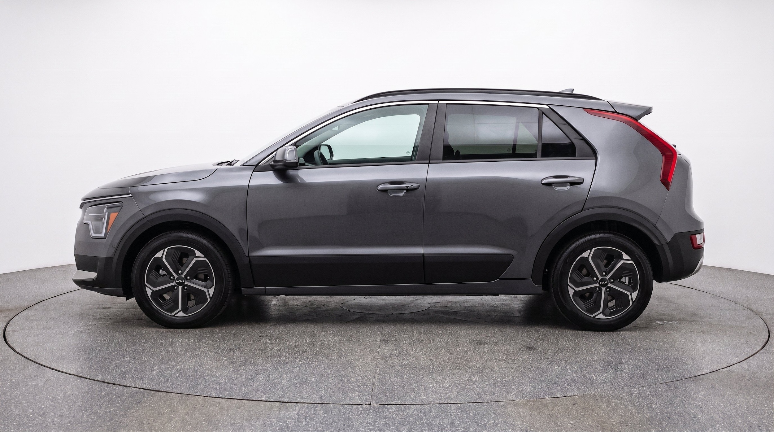 Thumbnail: 2026 Kia Niro - 5