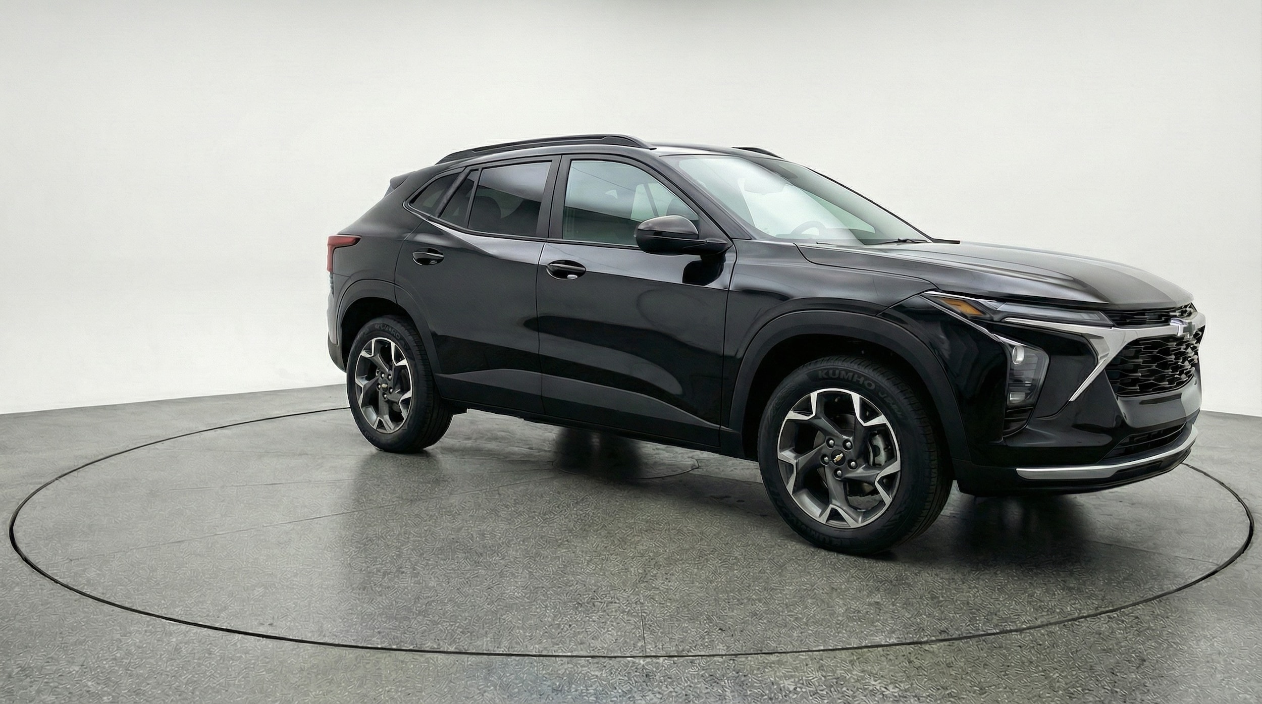 Thumbnail: 2025 Chevrolet Trax - 1