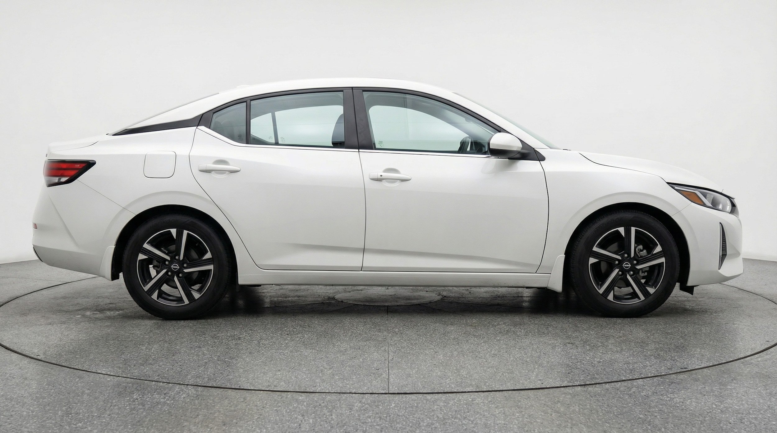 Thumbnail: 2025 Nissan Sentra - 8