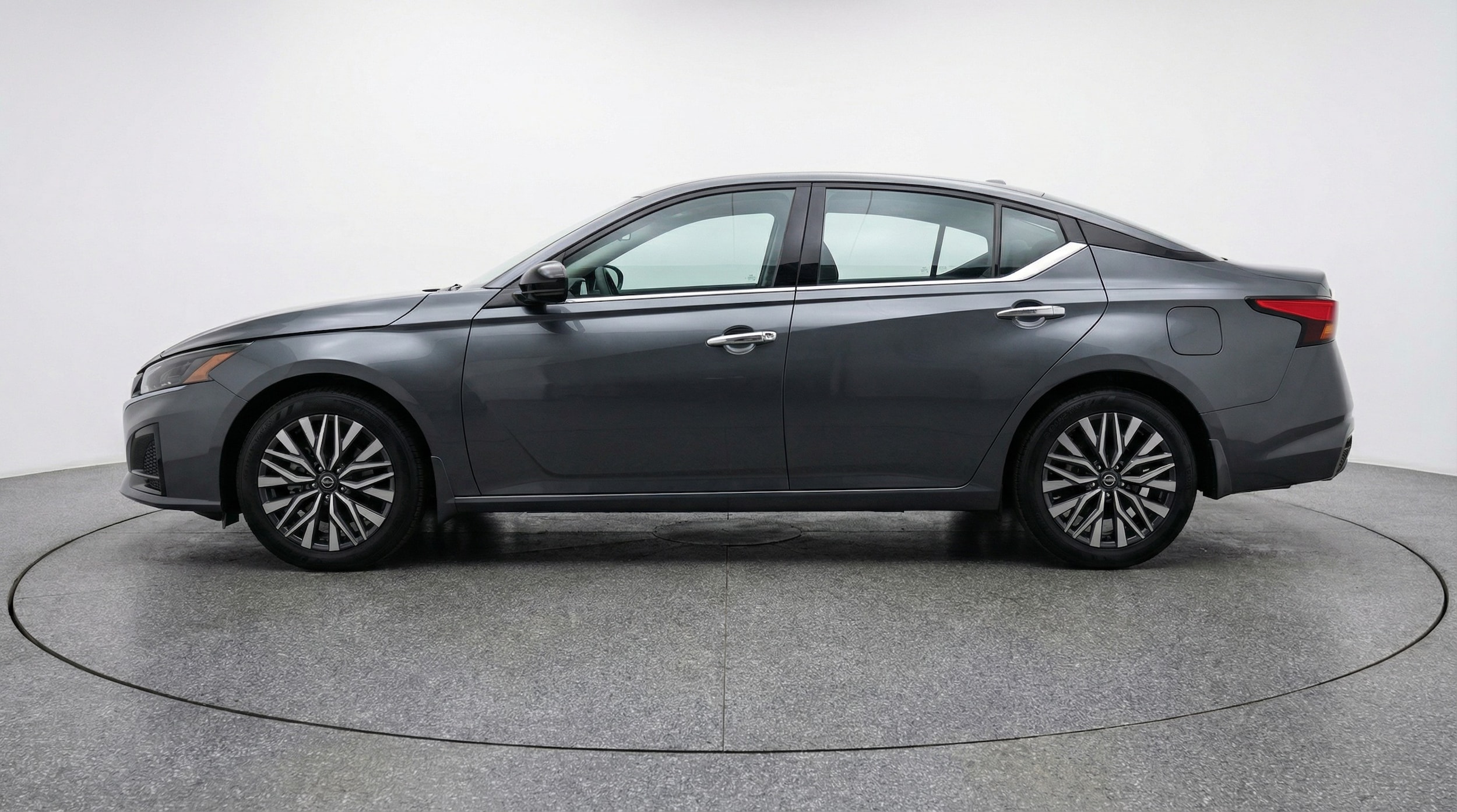 Thumbnail: 2025 Nissan Altima - 4