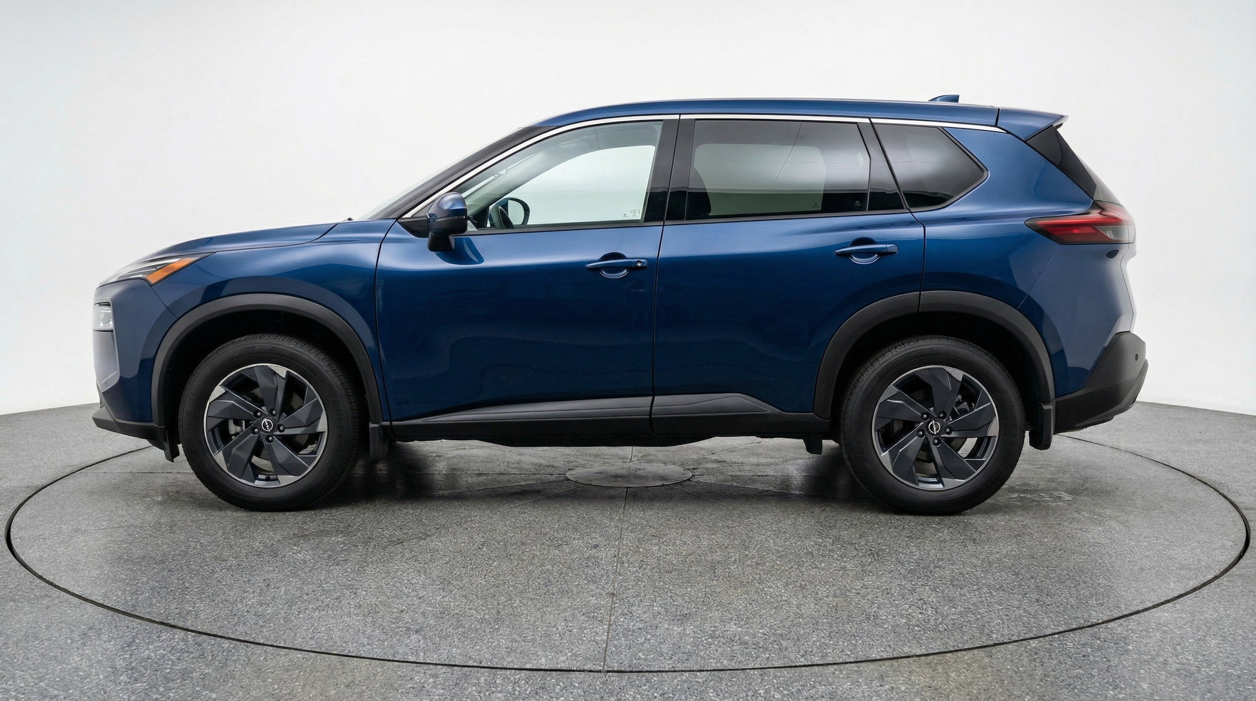 Thumbnail: 2025 Nissan Rogue - 5