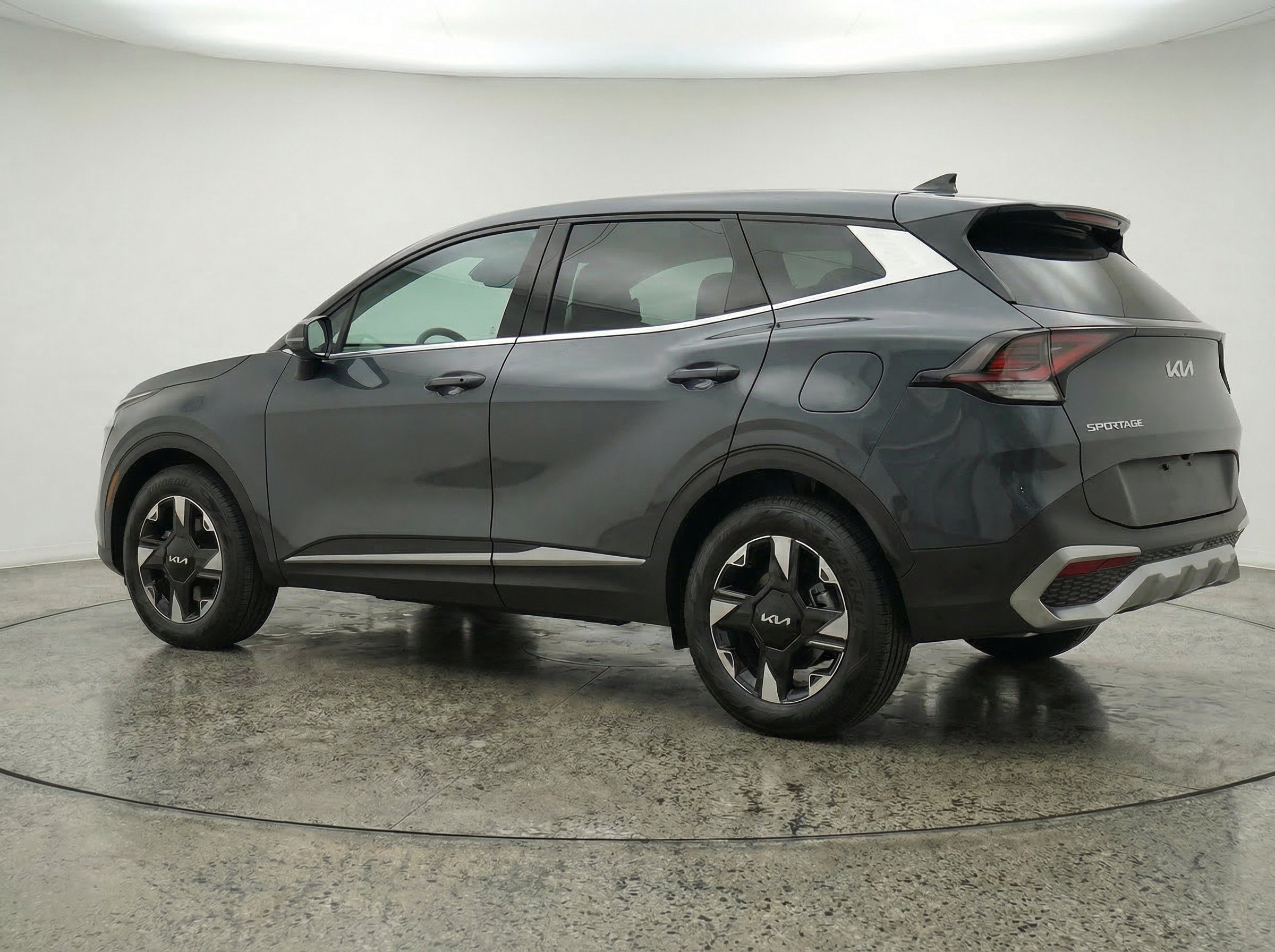 Thumbnail: 2026 Kia Sportage - 6