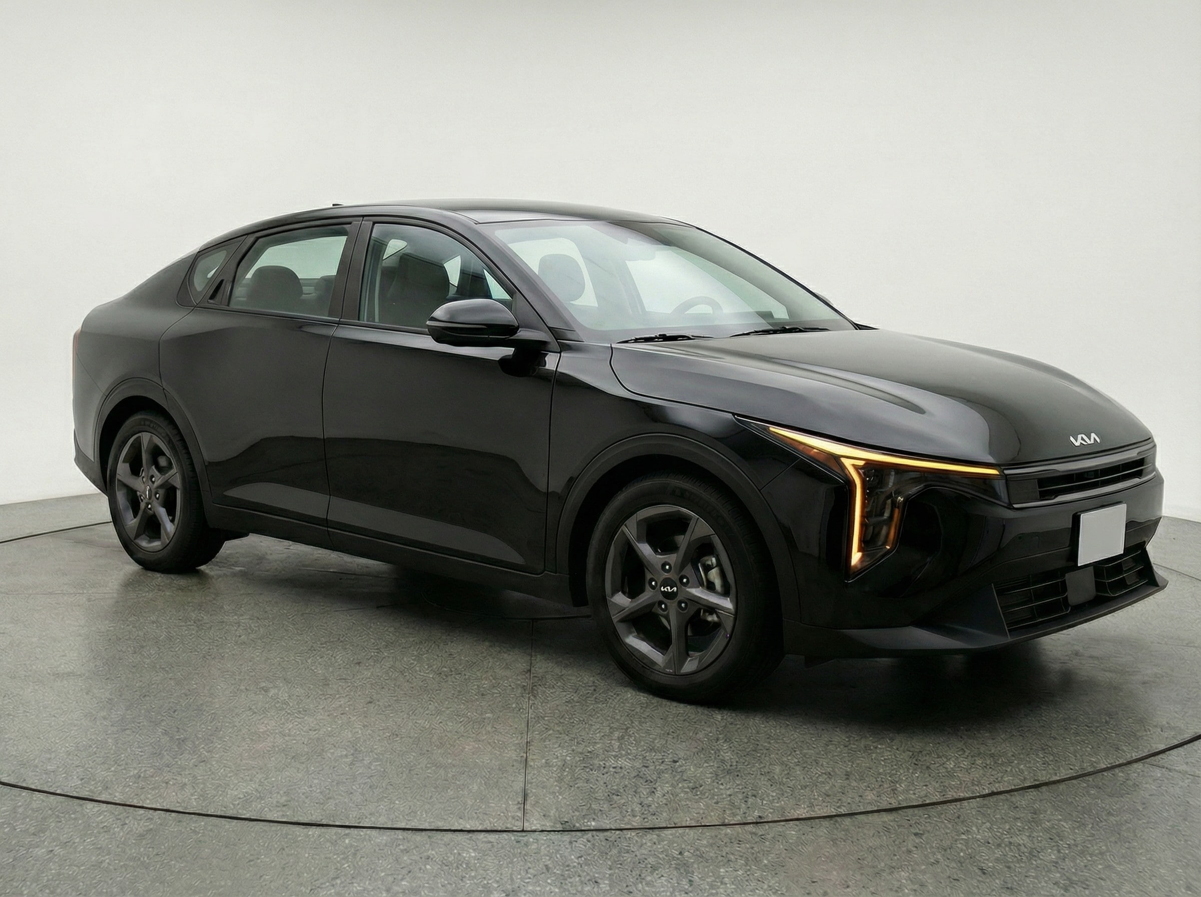 Thumbnail: 2025 Kia K4 - 1