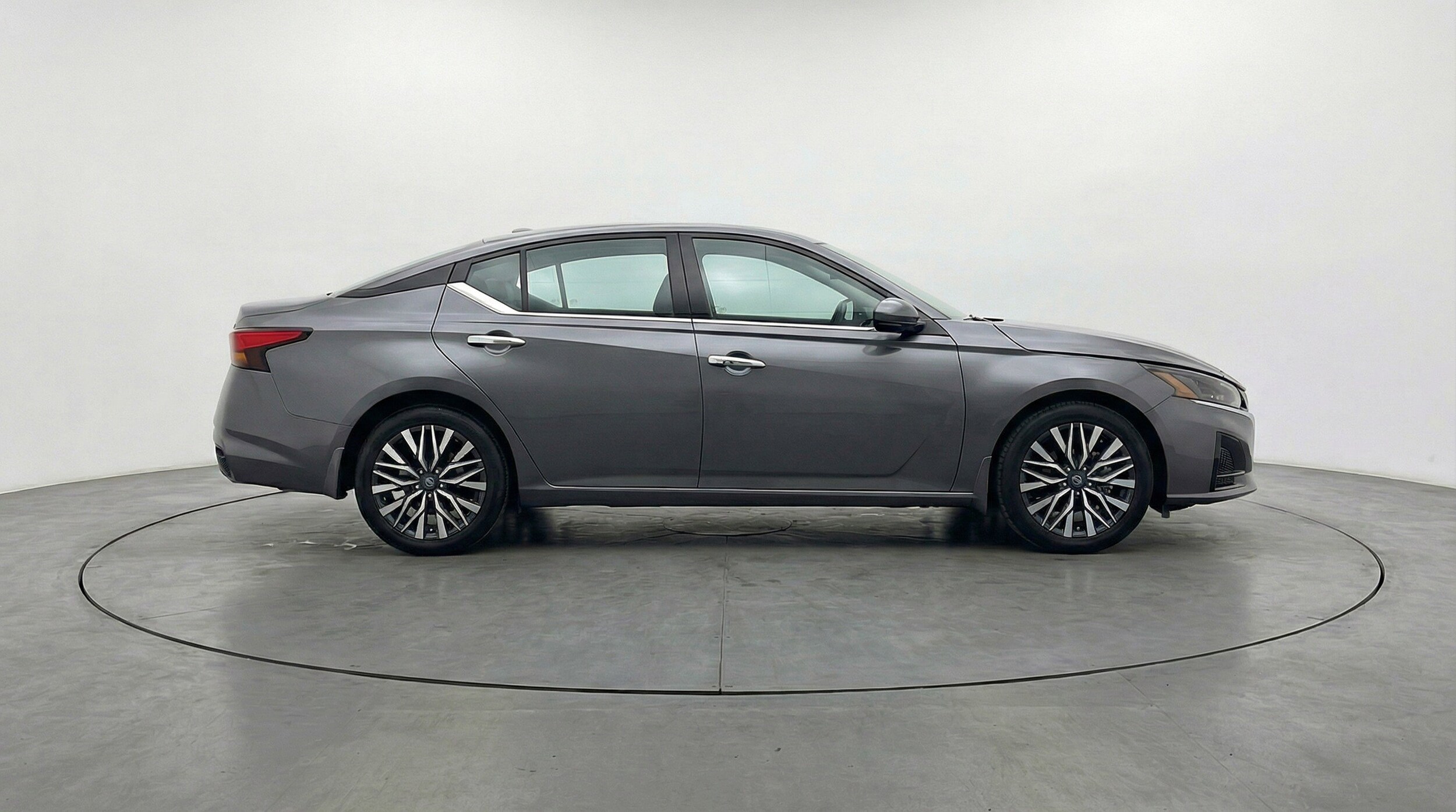 Thumbnail: 2025 Nissan Altima - 11