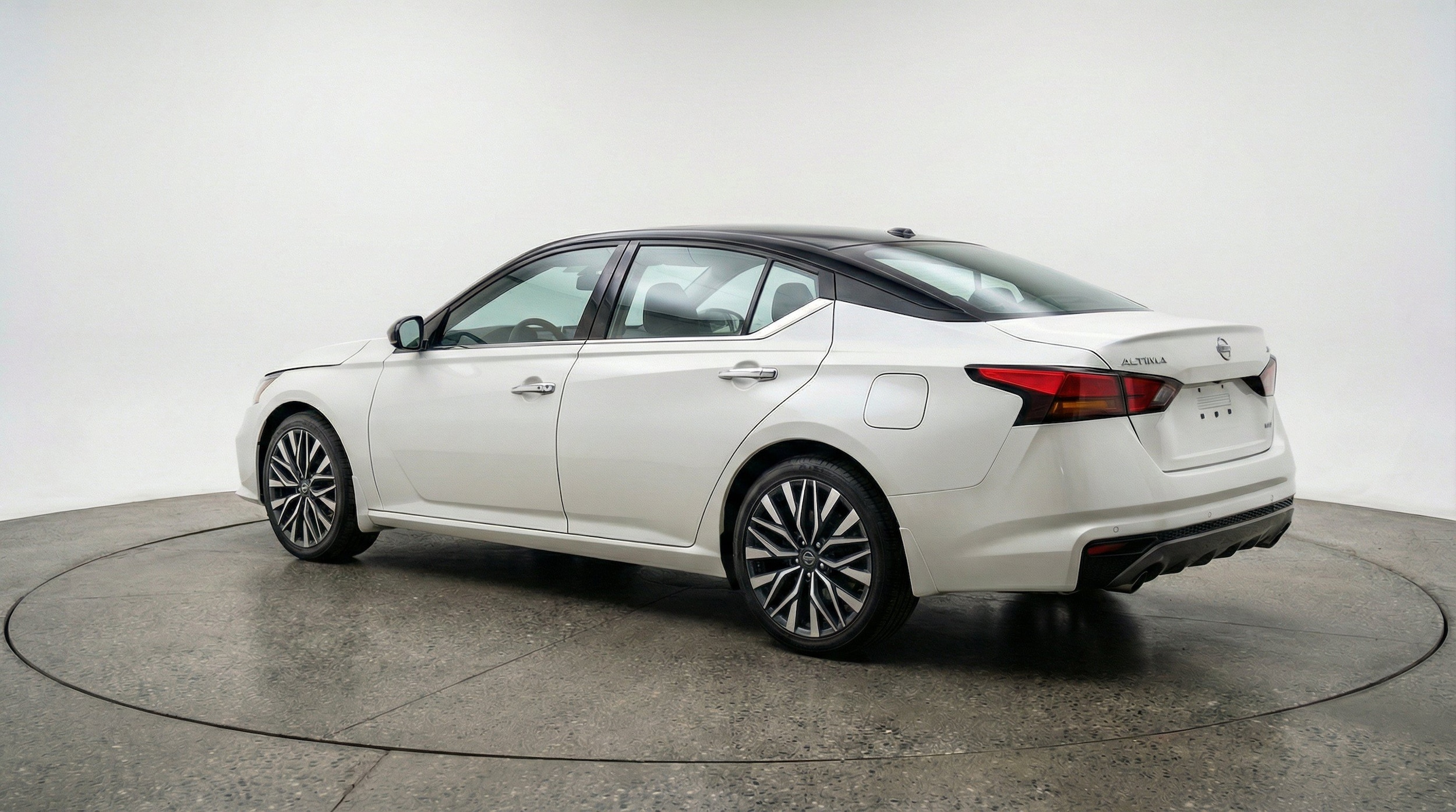 Thumbnail: 2025 Nissan Altima - 6