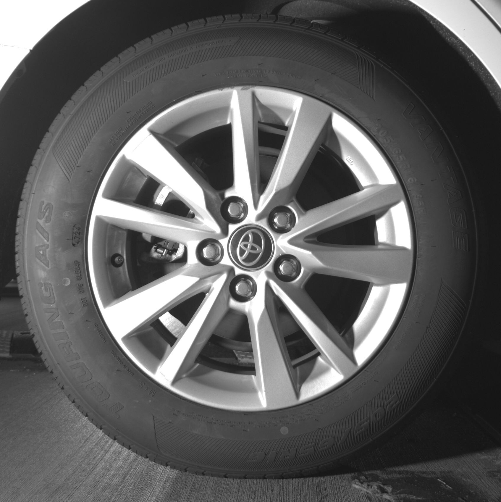 Thumbnail: 2025 Toyota Camry - 12